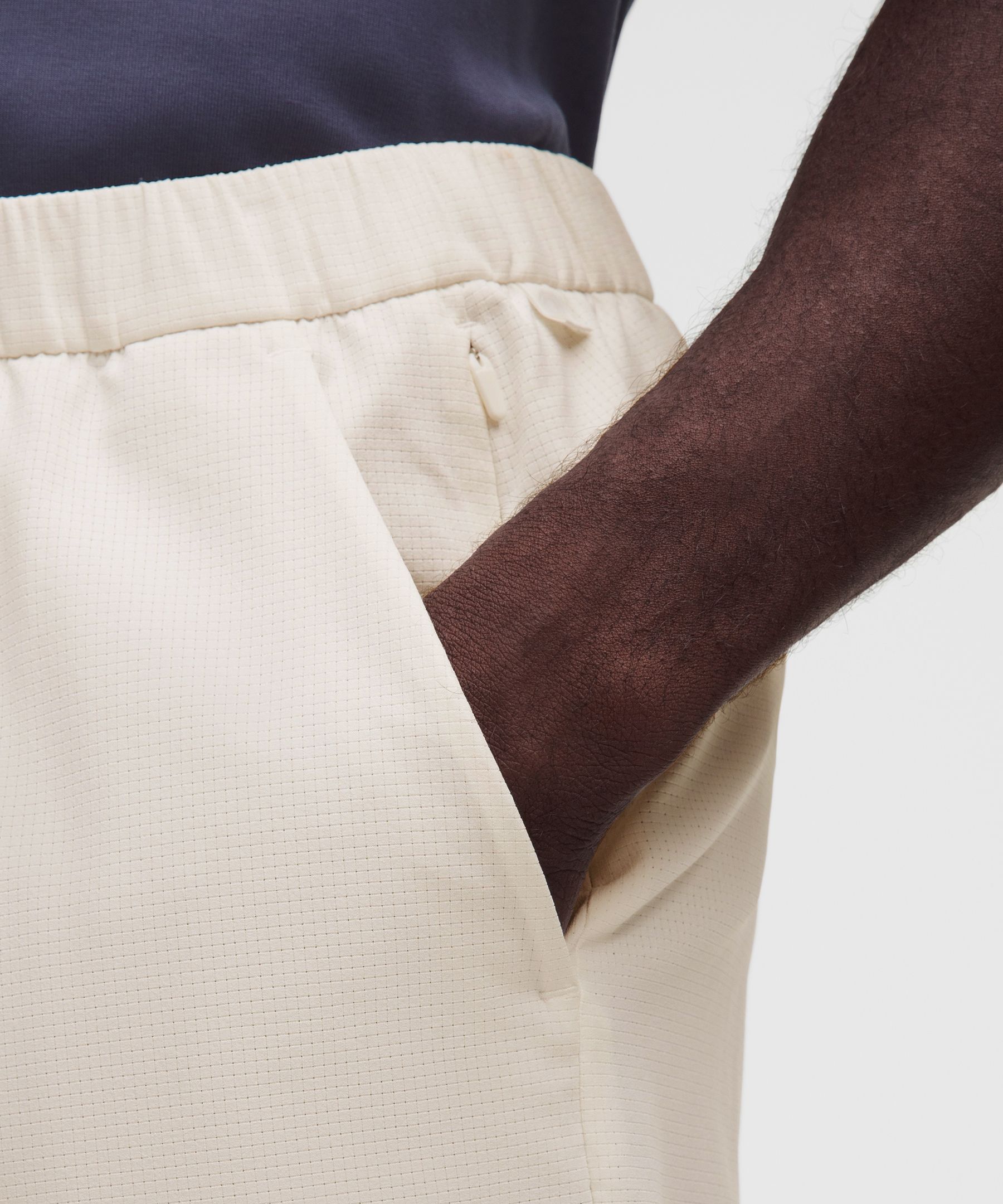 ABC WovenAir Pull-On Short 7"