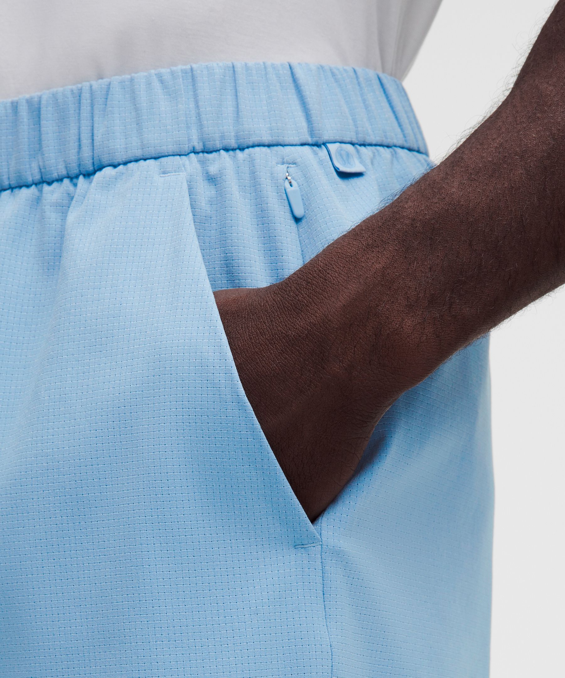 ABC WovenAir Pull-On Short 7"