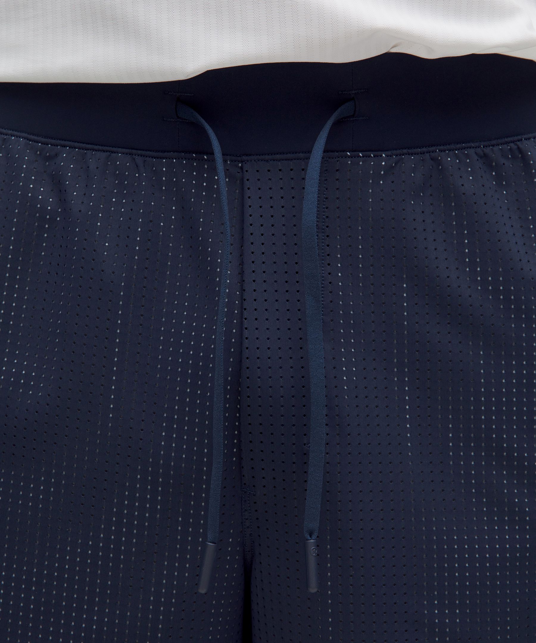LULULEMON MESH COURT SHORTS 7"
