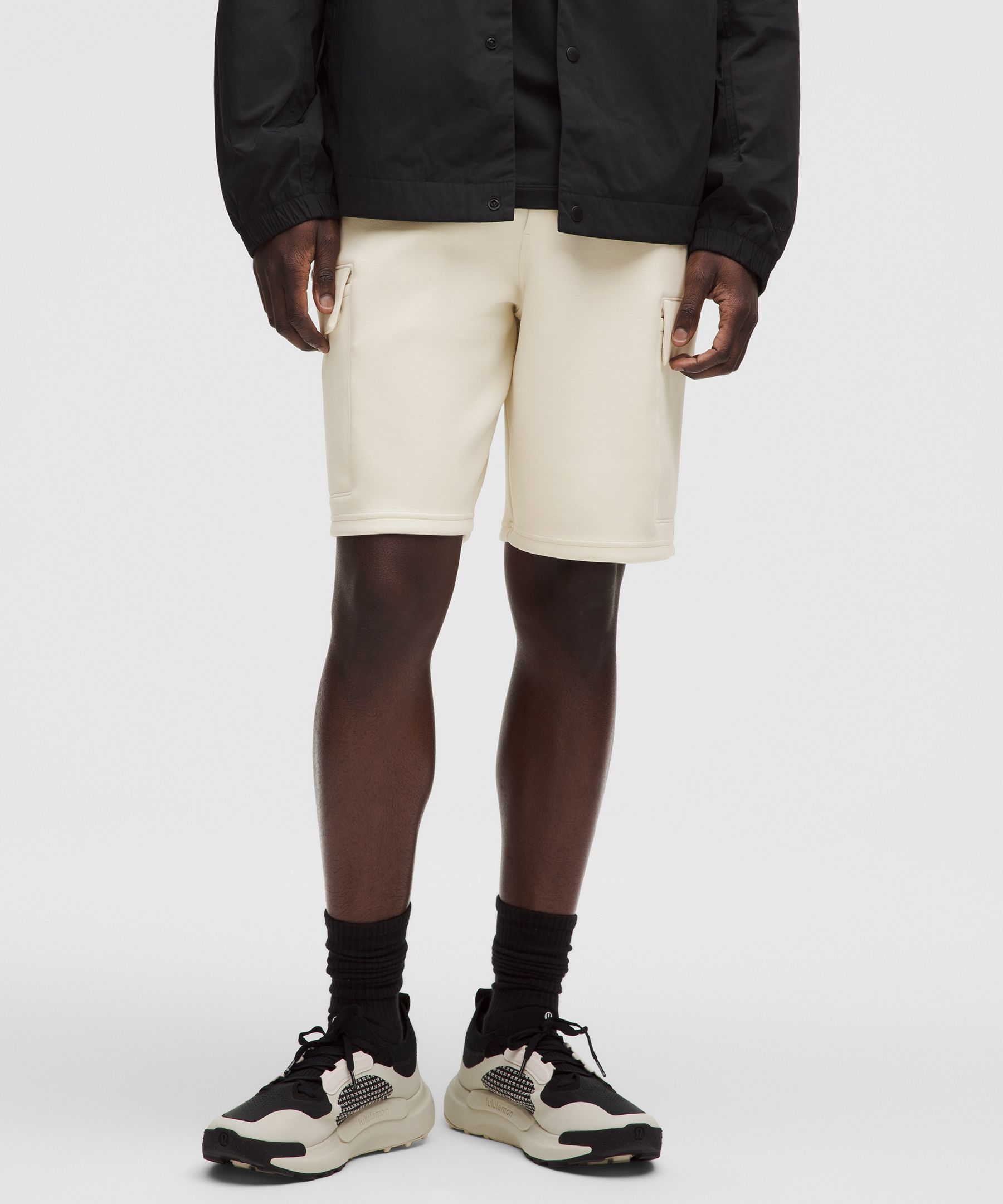 Smooth Spacer Cargo Short 9"