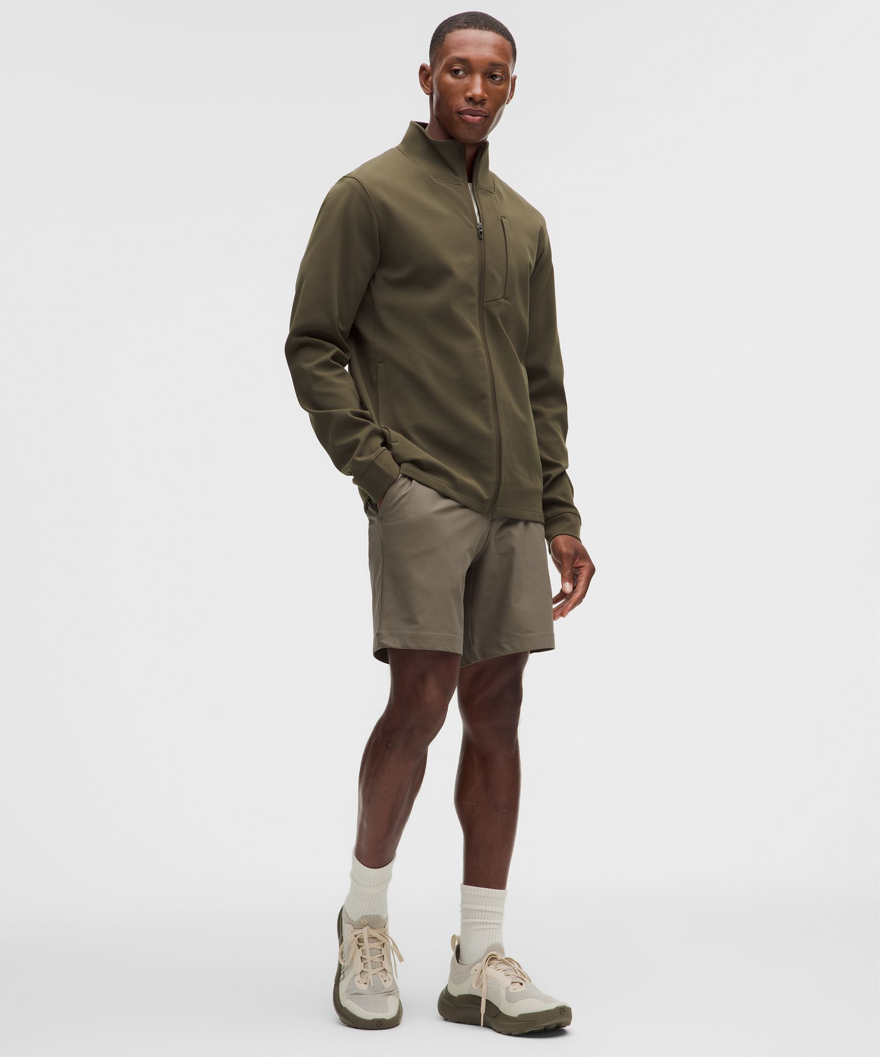 ABC Classic-Fit Short 7"