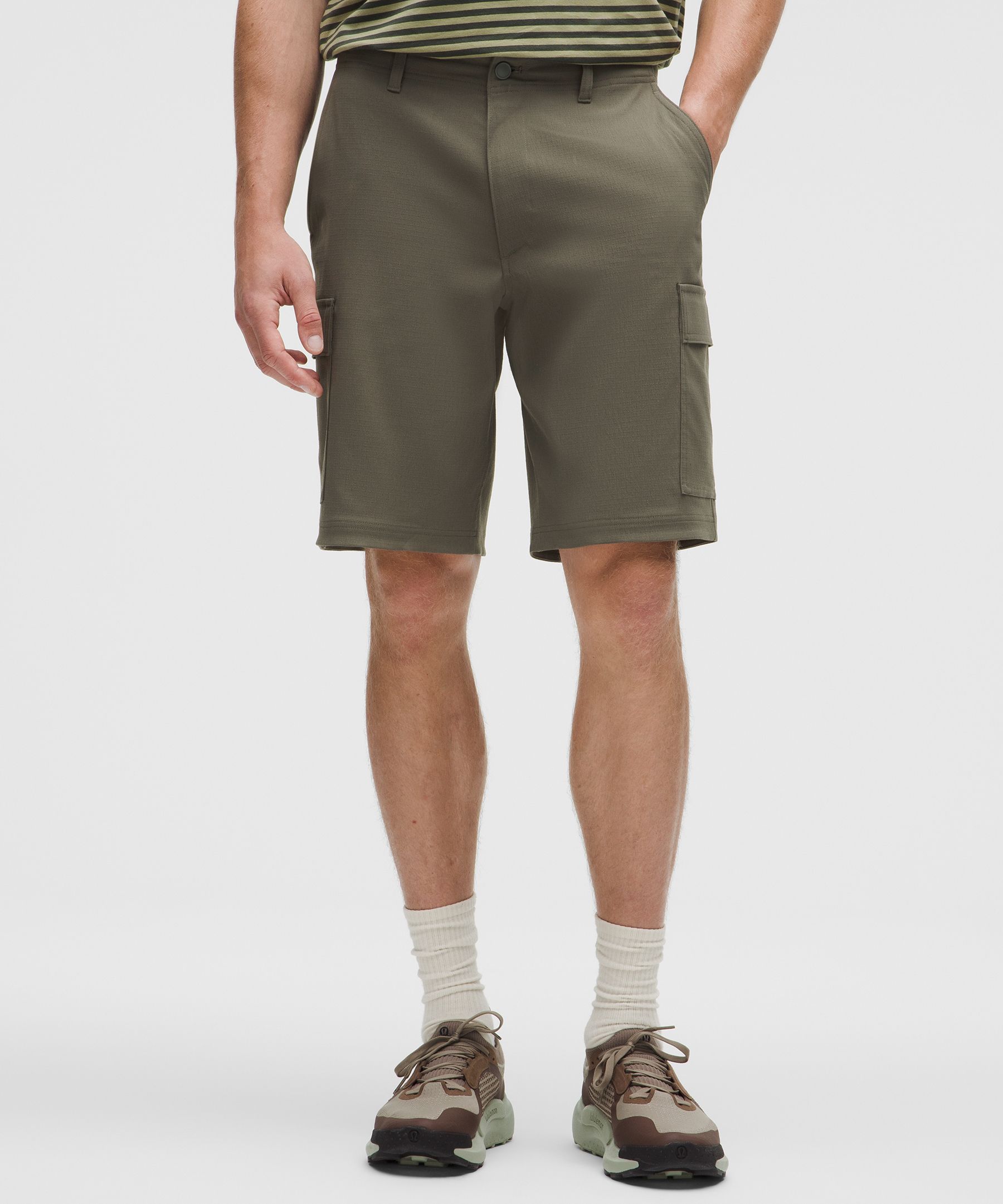 Lululemon Ripstop Cargo Short 10.5"