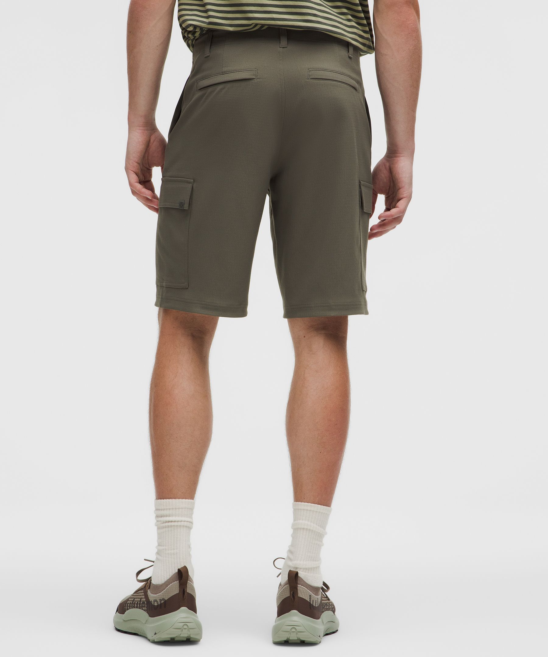 Lululemon Ripstop Cargo Short 10.5"