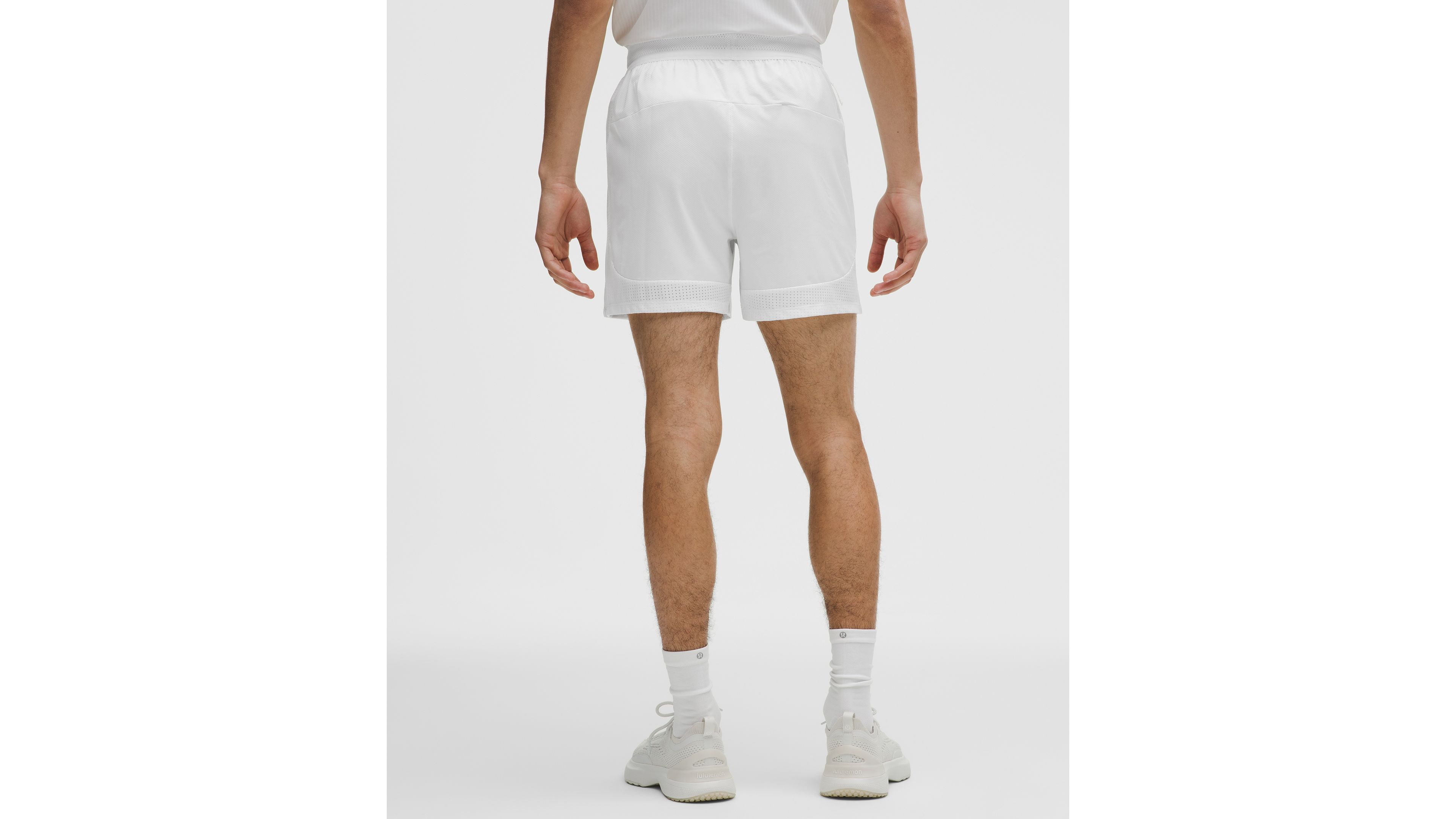 Mesh-Panelled Tennis Short 5"