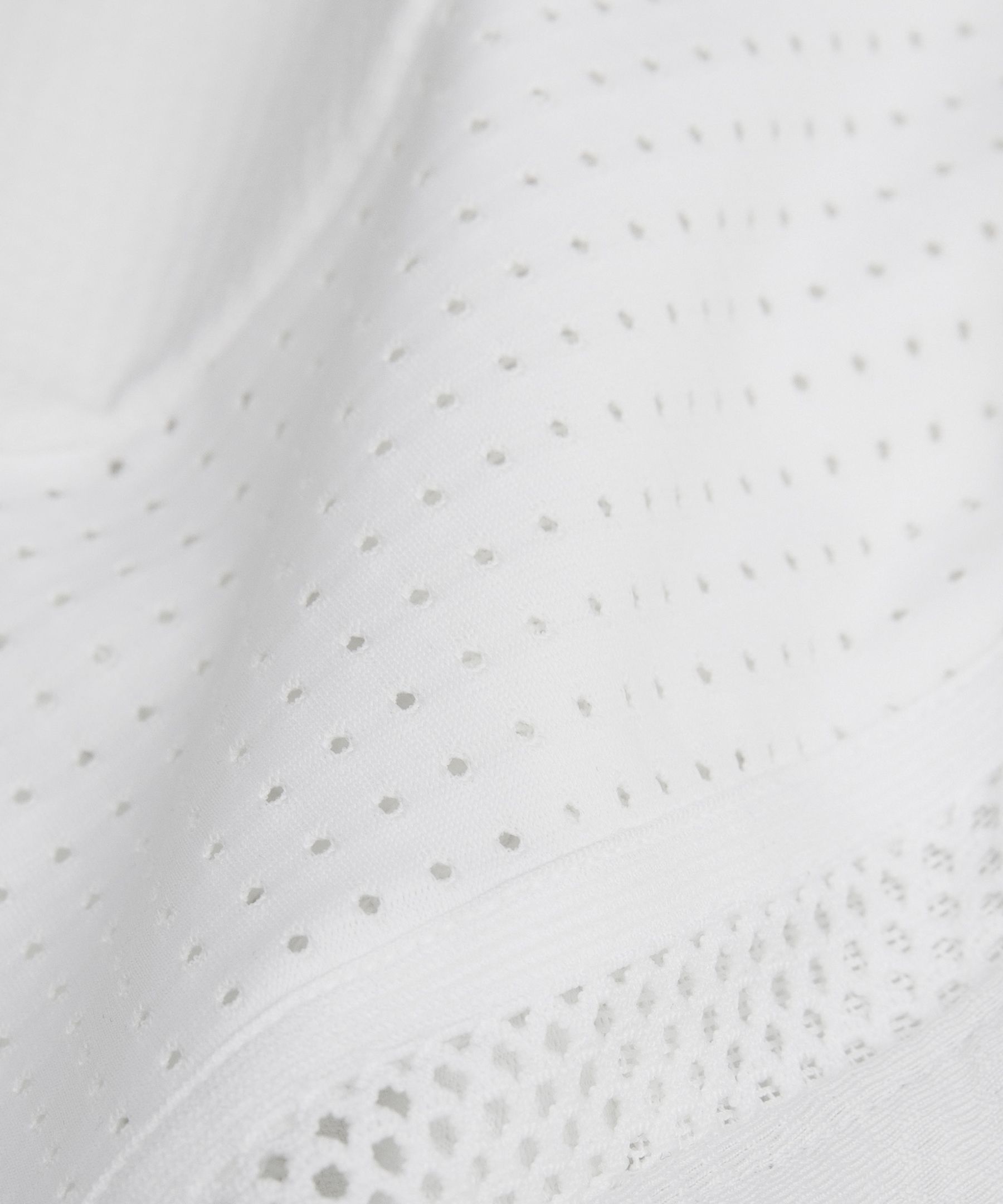 Mesh-Panelled Tennis Short 5"