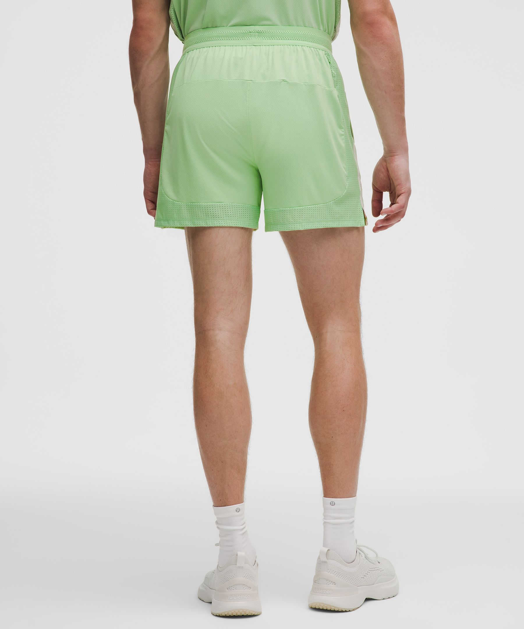 Mesh-Panelled Tennis Short 5"