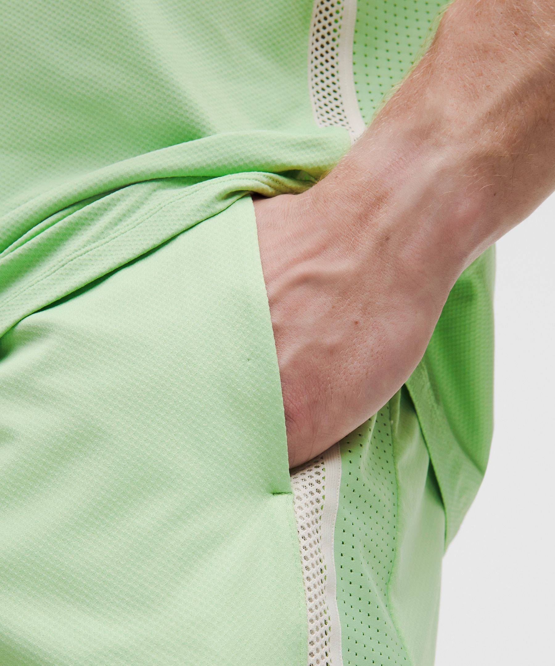 Mesh-Panelled Tennis Short 5"