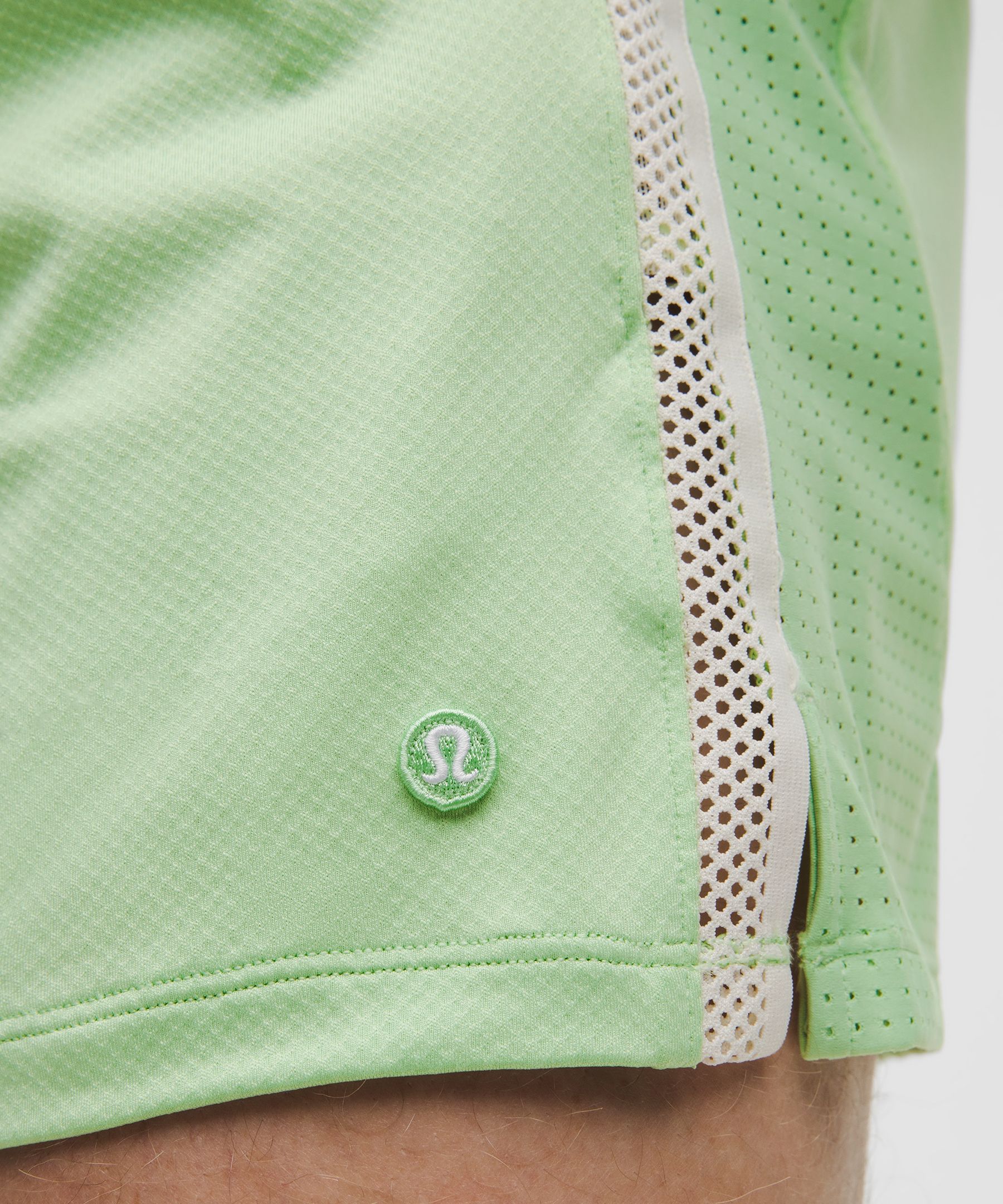Mesh-Panelled Tennis Short 5"
