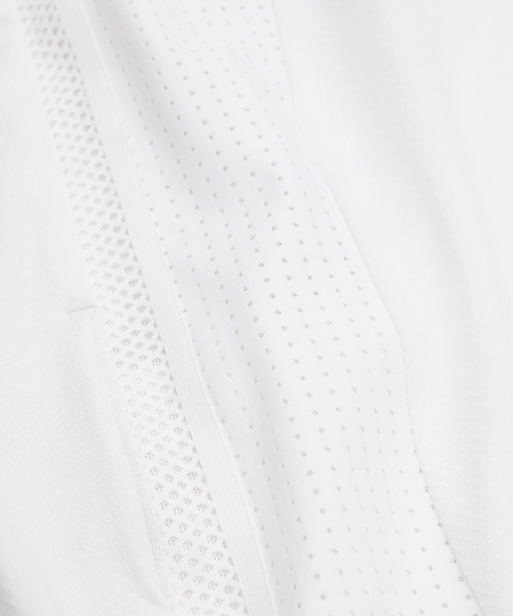 Mesh-Panelled Tennis Short 7"