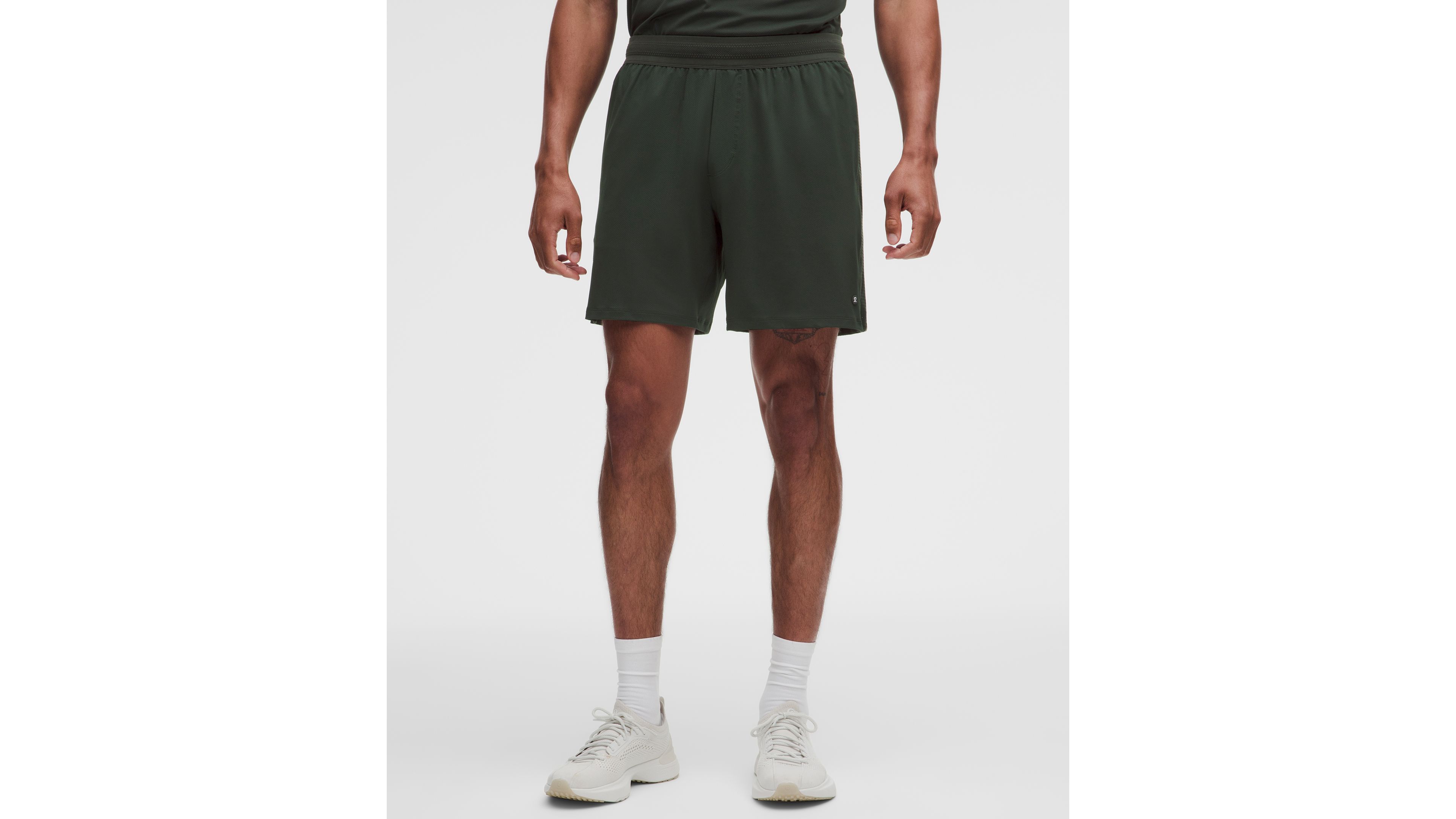Mesh-Panelled Tennis Short 7"