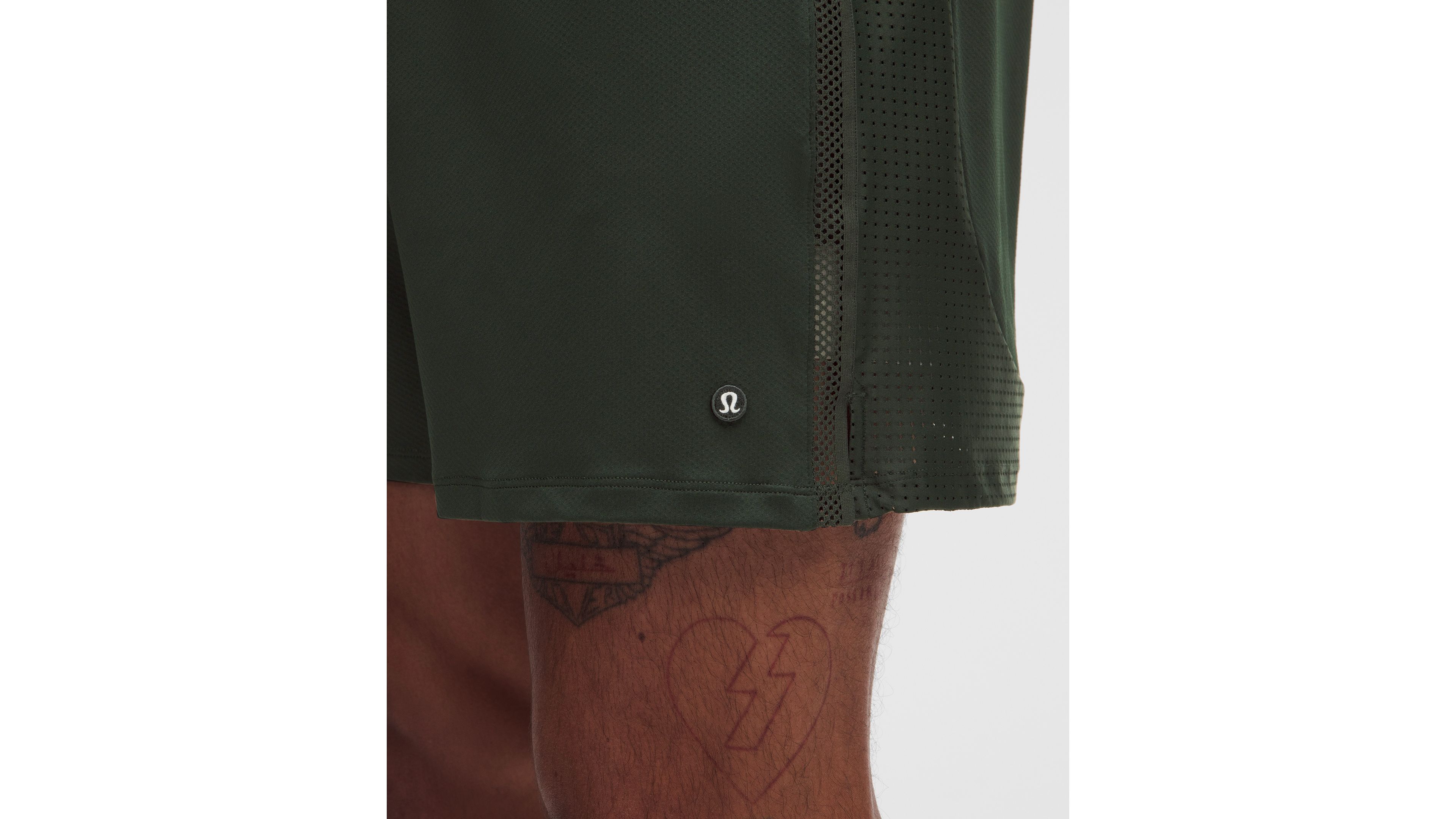 Mesh-Panelled Tennis Short 7"