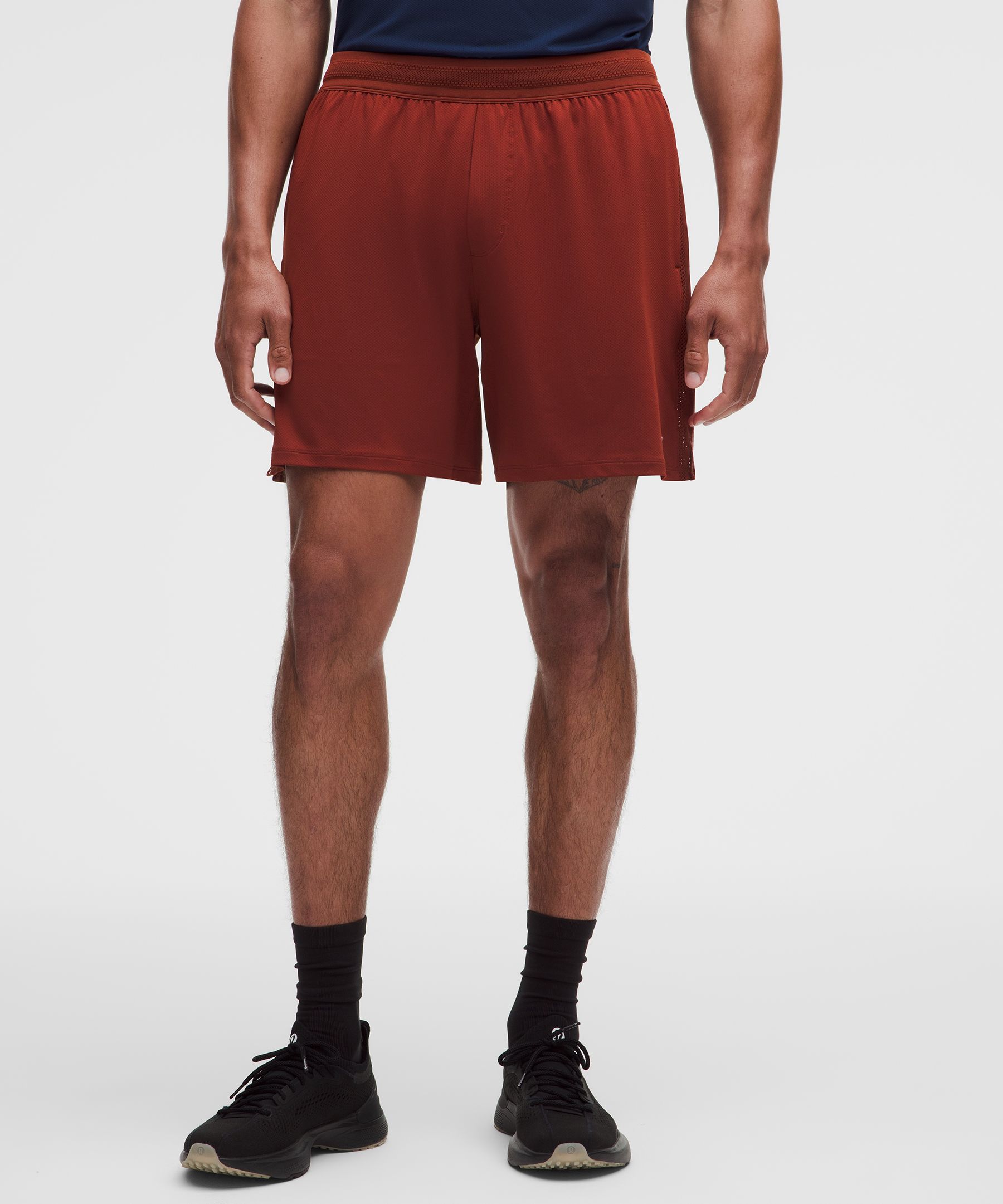 Mesh-Panelled Tennis Short 7"