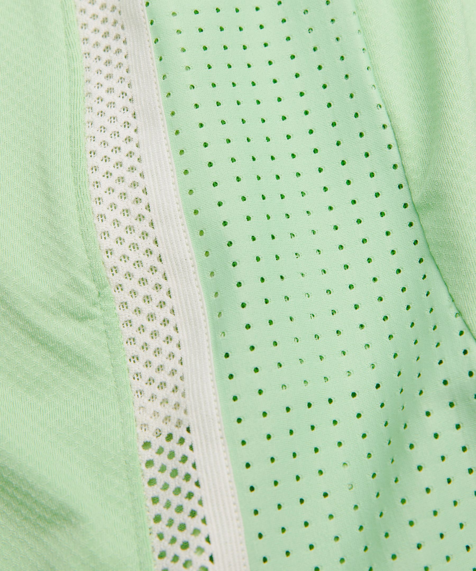Mesh-Panelled Tennis Short 7"