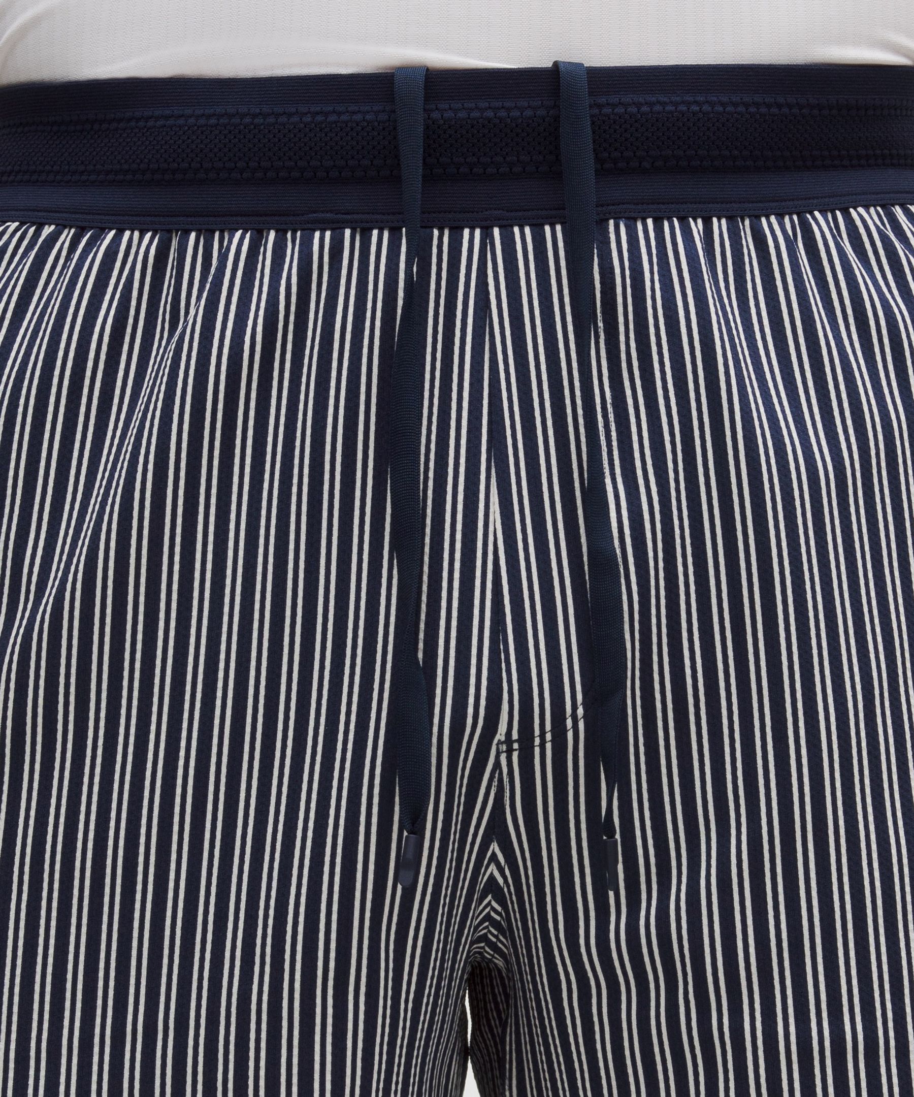 Mesh-Panelled Tennis Short 7"