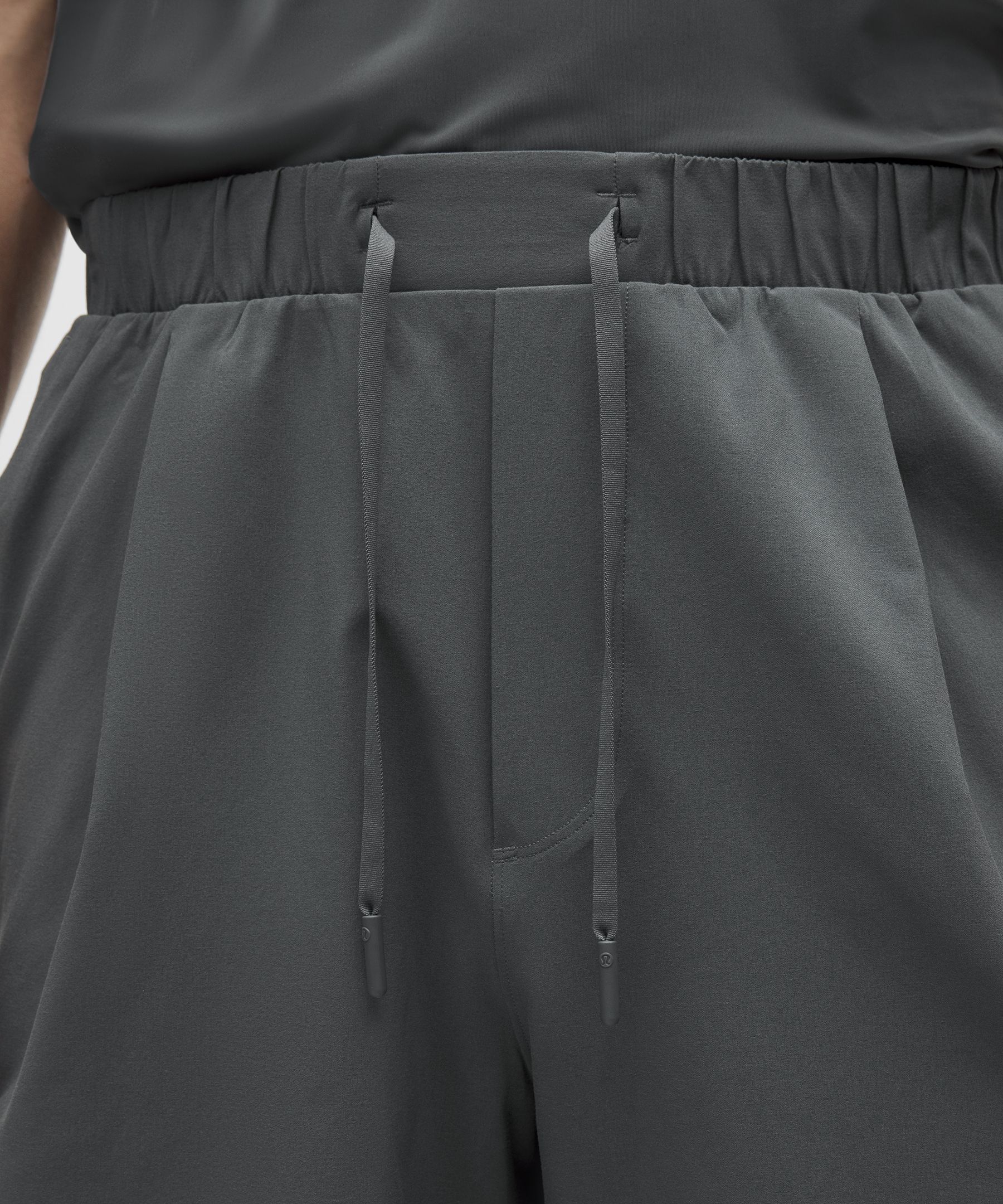 Balancer Relaxed-Fit Short 7"