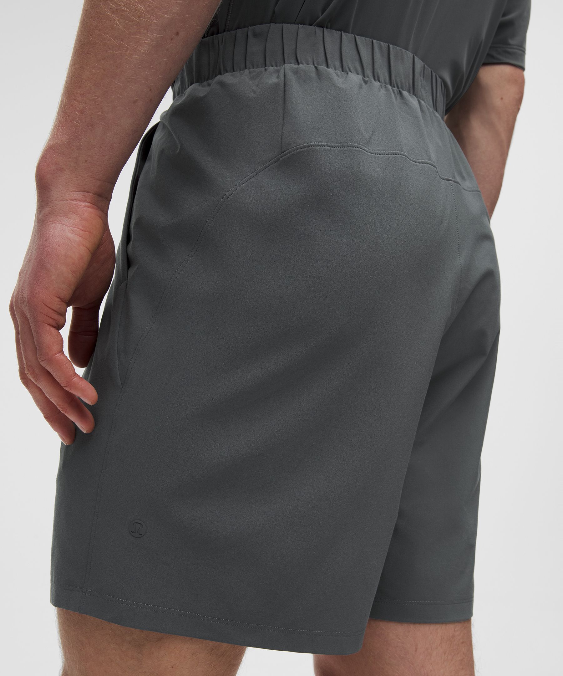 Balancer Relaxed-Fit Short 7"