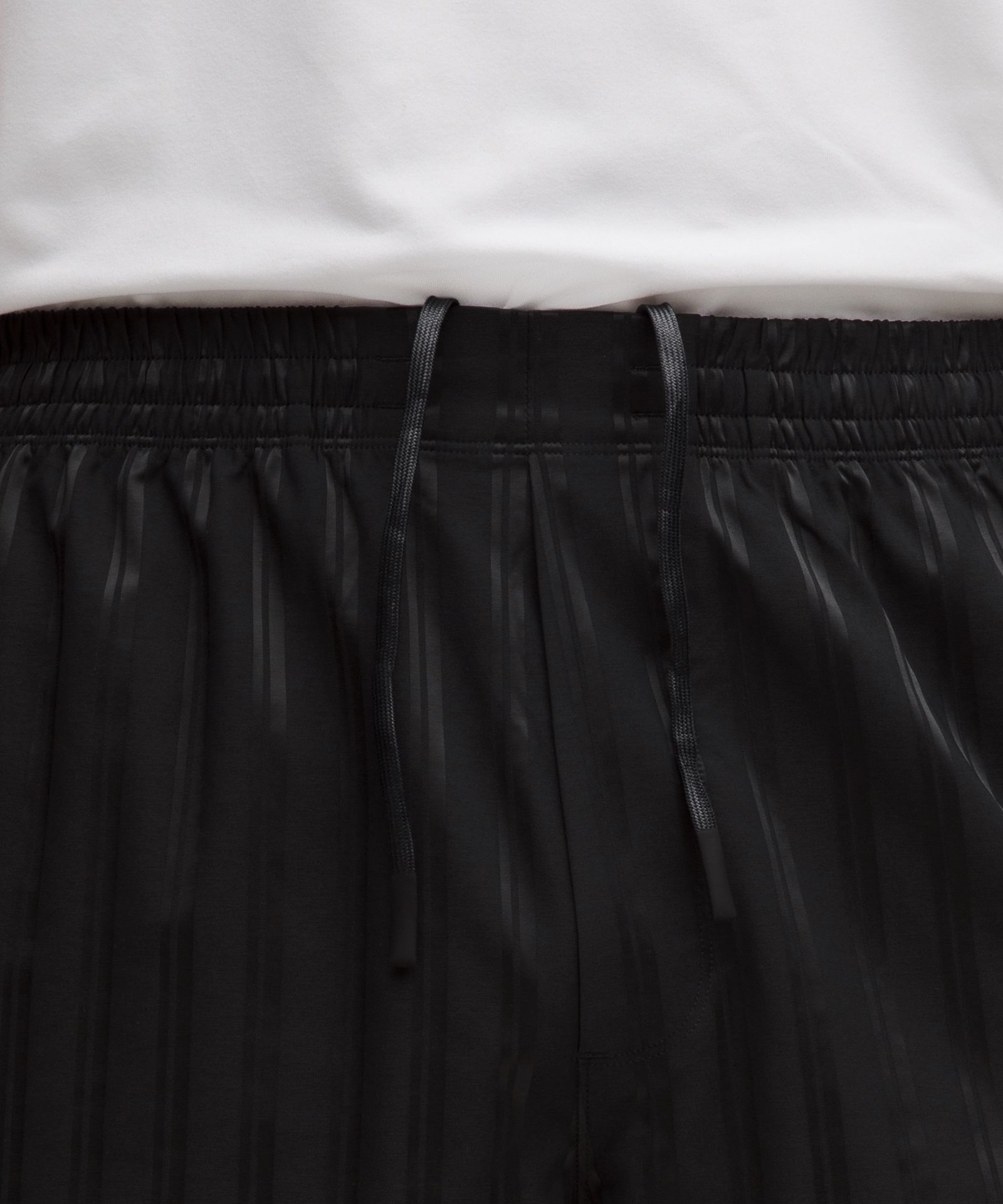 Lululemon Satin Stripe Linerless Short 7" — фото 4