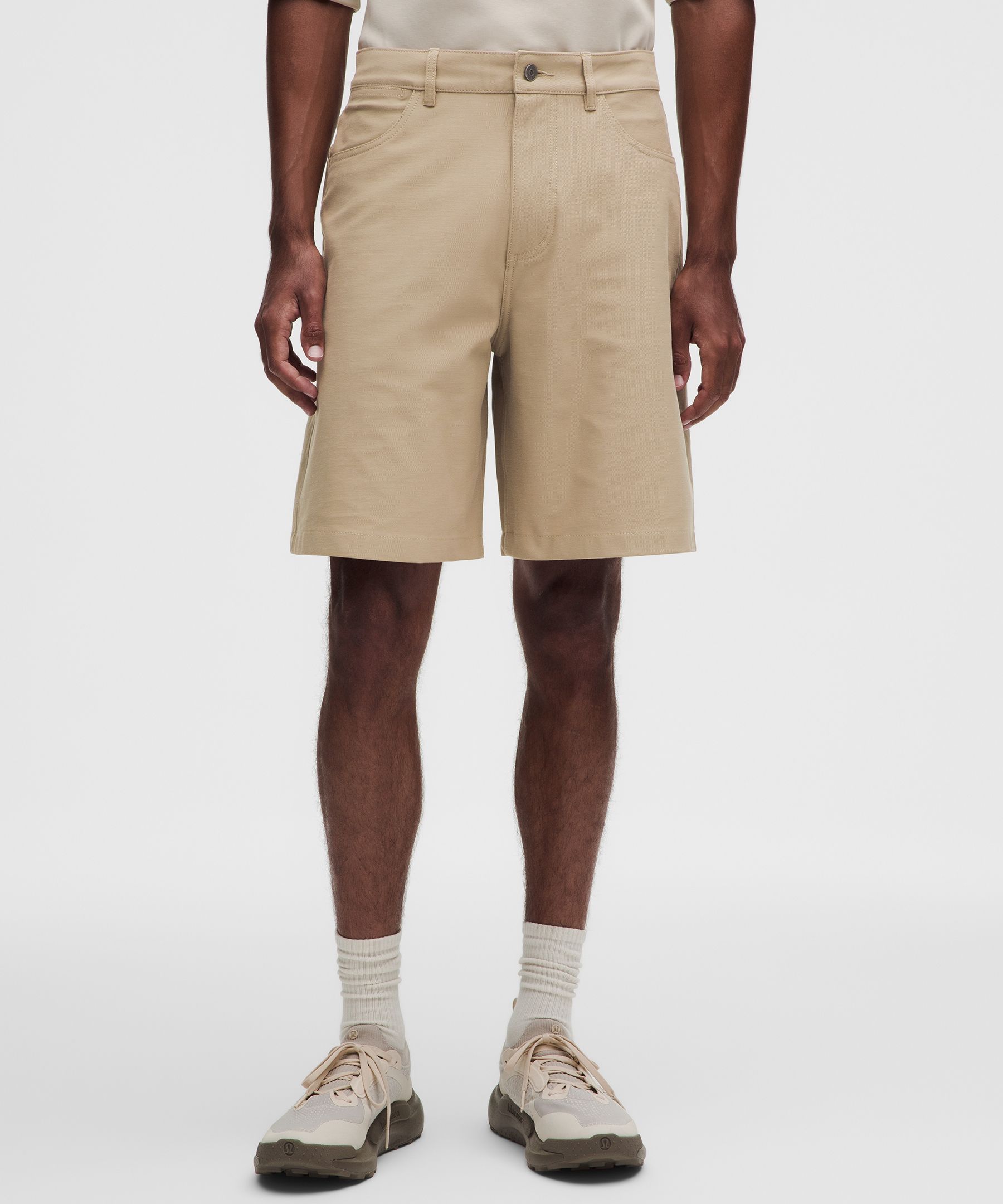 EasyFive Relaxed-Fit Short 9"