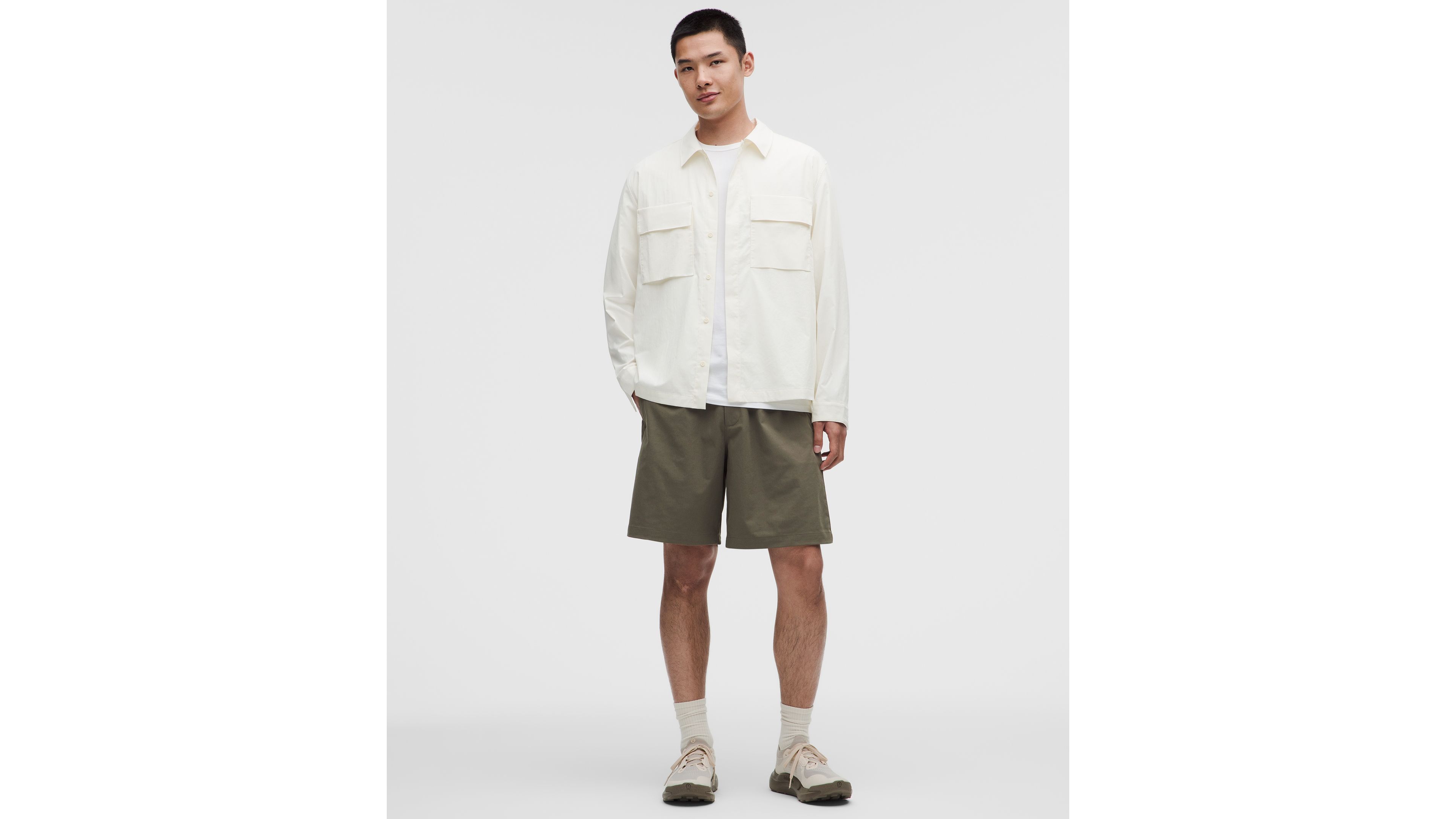 Unshaken Relaxed Pull-On Short 9"