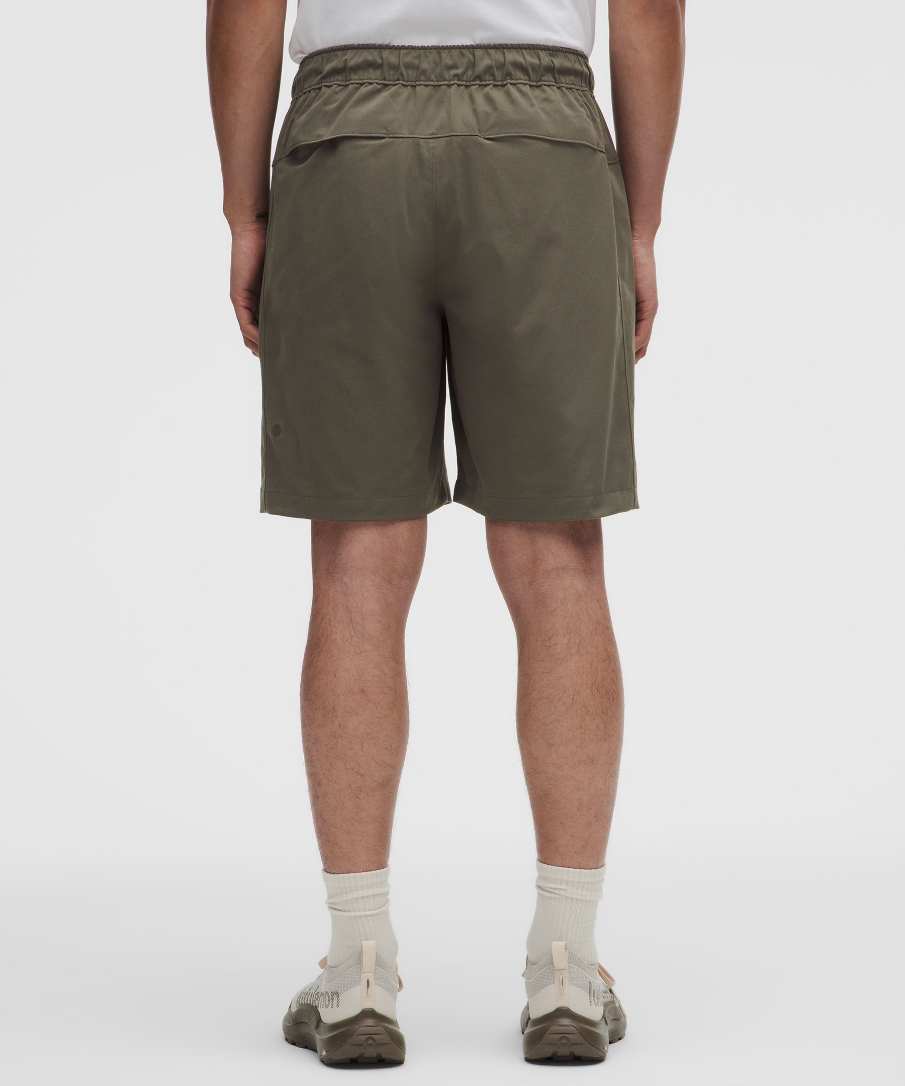 Short Unshaken coupe d&eacute;contract&eacute;e taille &eacute;lastique 23 cm