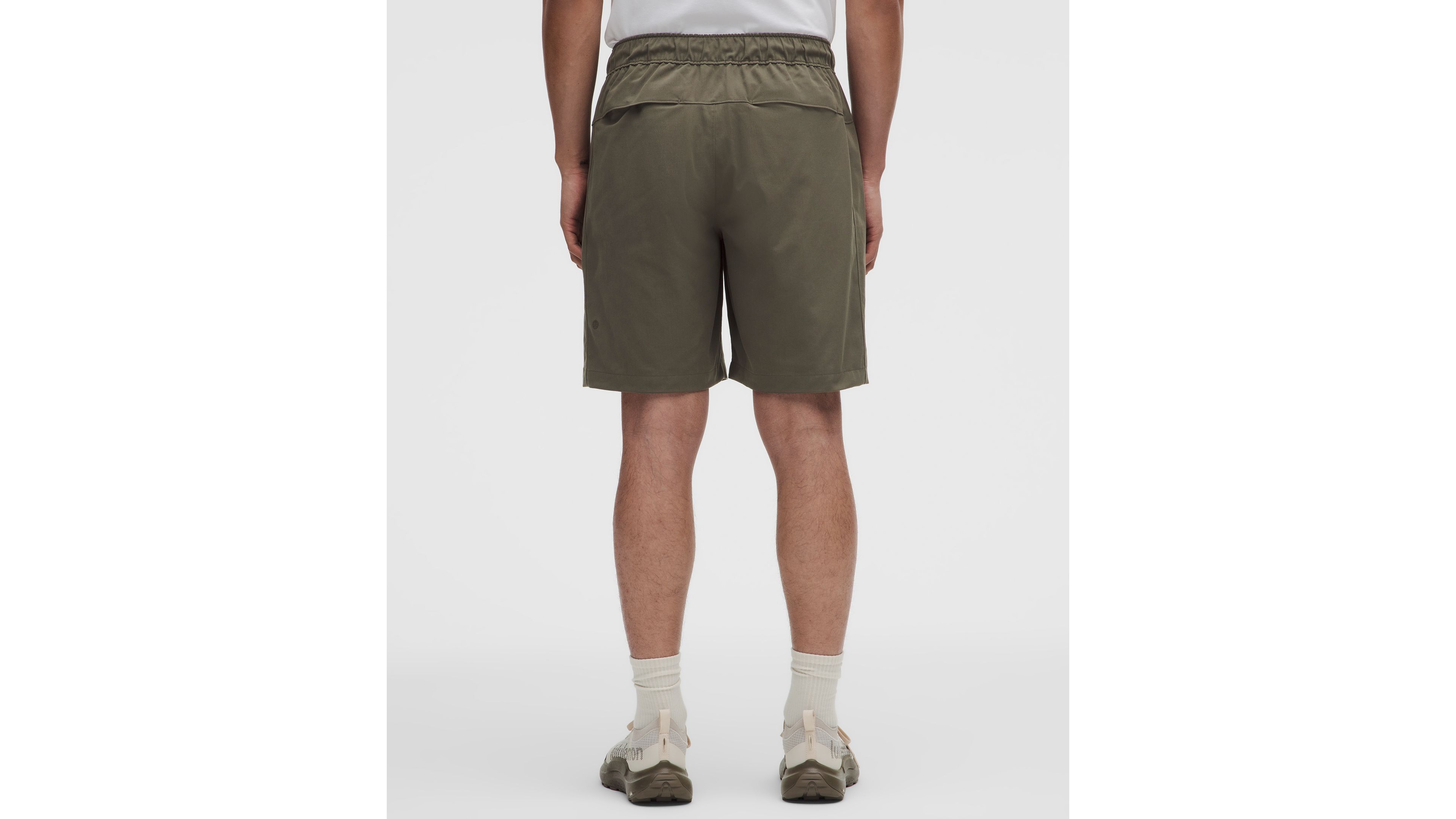 Unshaken Relaxed Pull-On Short 9"