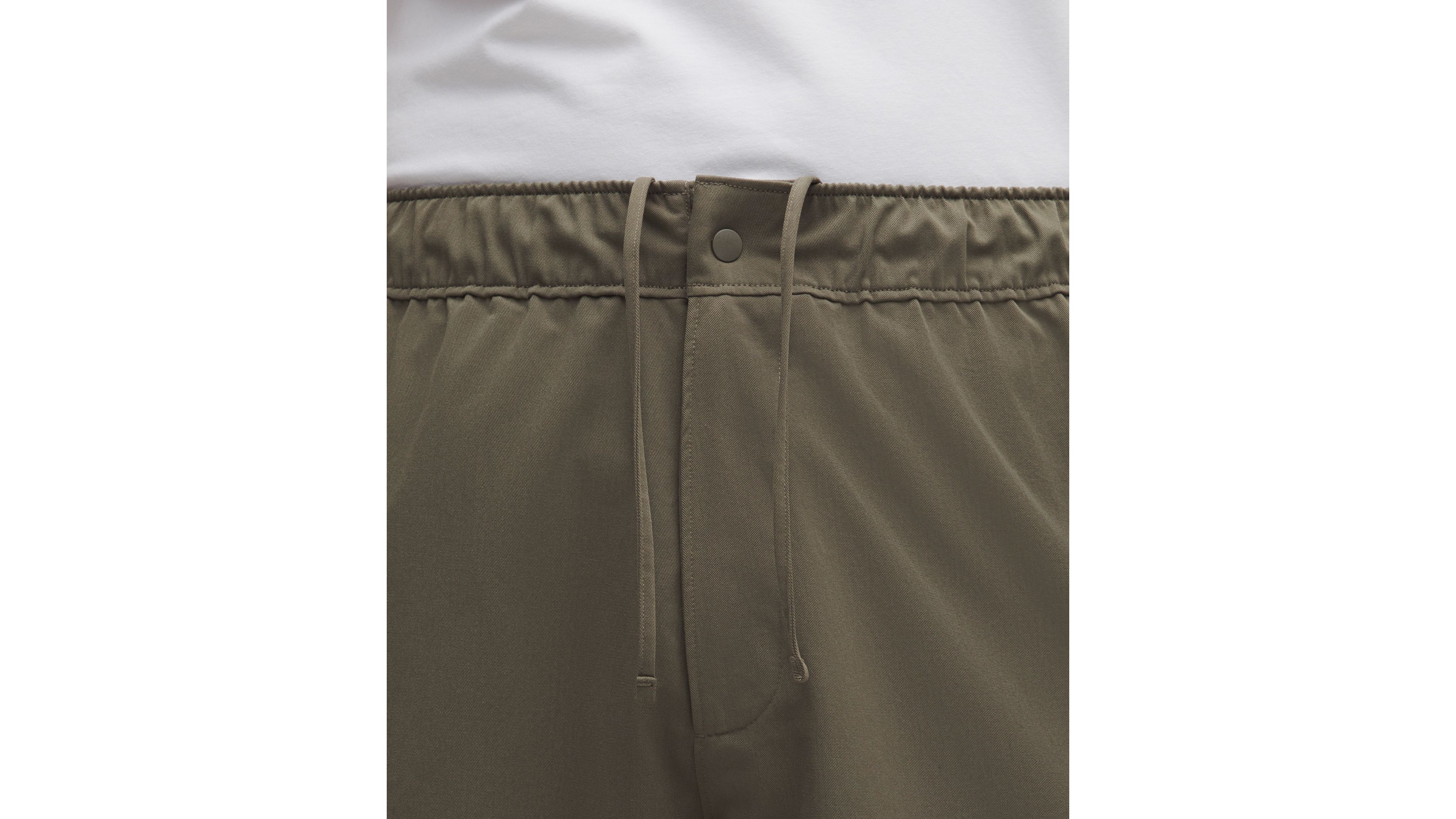 Unshaken Relaxed Pull-On Short 9"