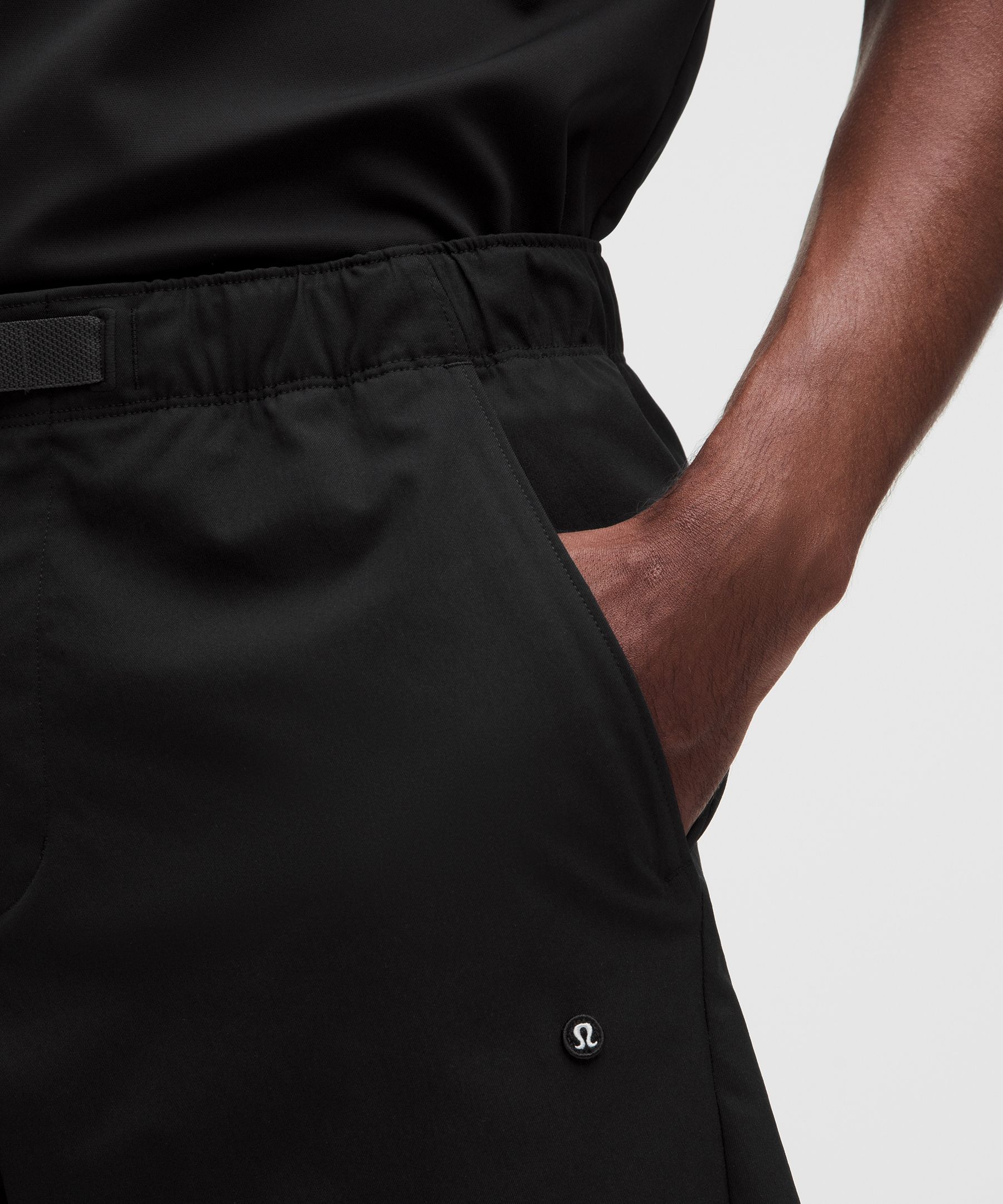 Stretch Twill Relaxed-Fit Golf Short 9"