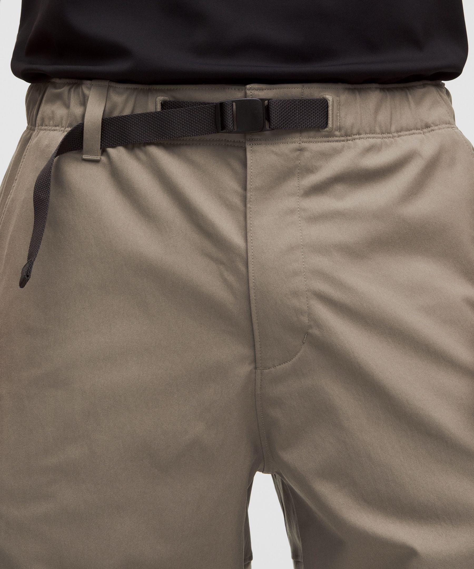 Stretch Twill Relaxed-Fit Golf Short 9"