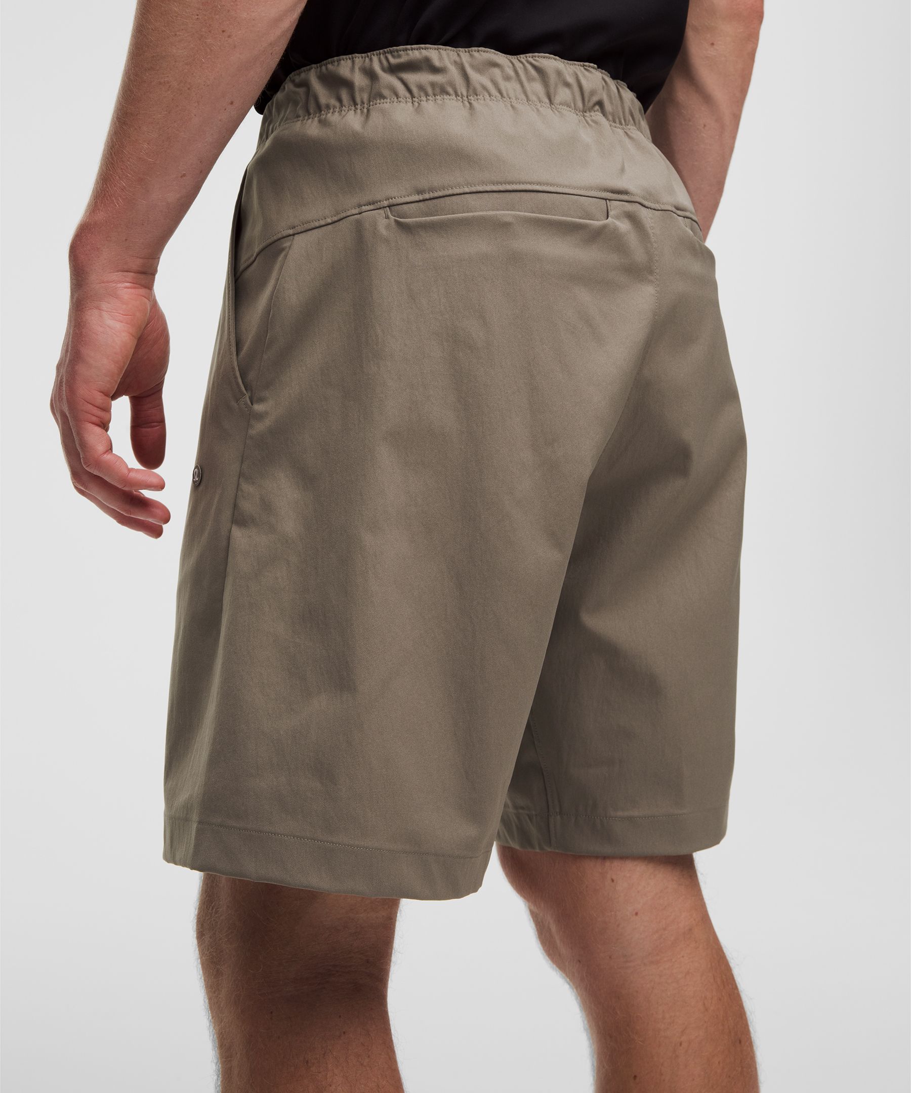 Stretch Twill Relaxed-Fit Golf Short 9"