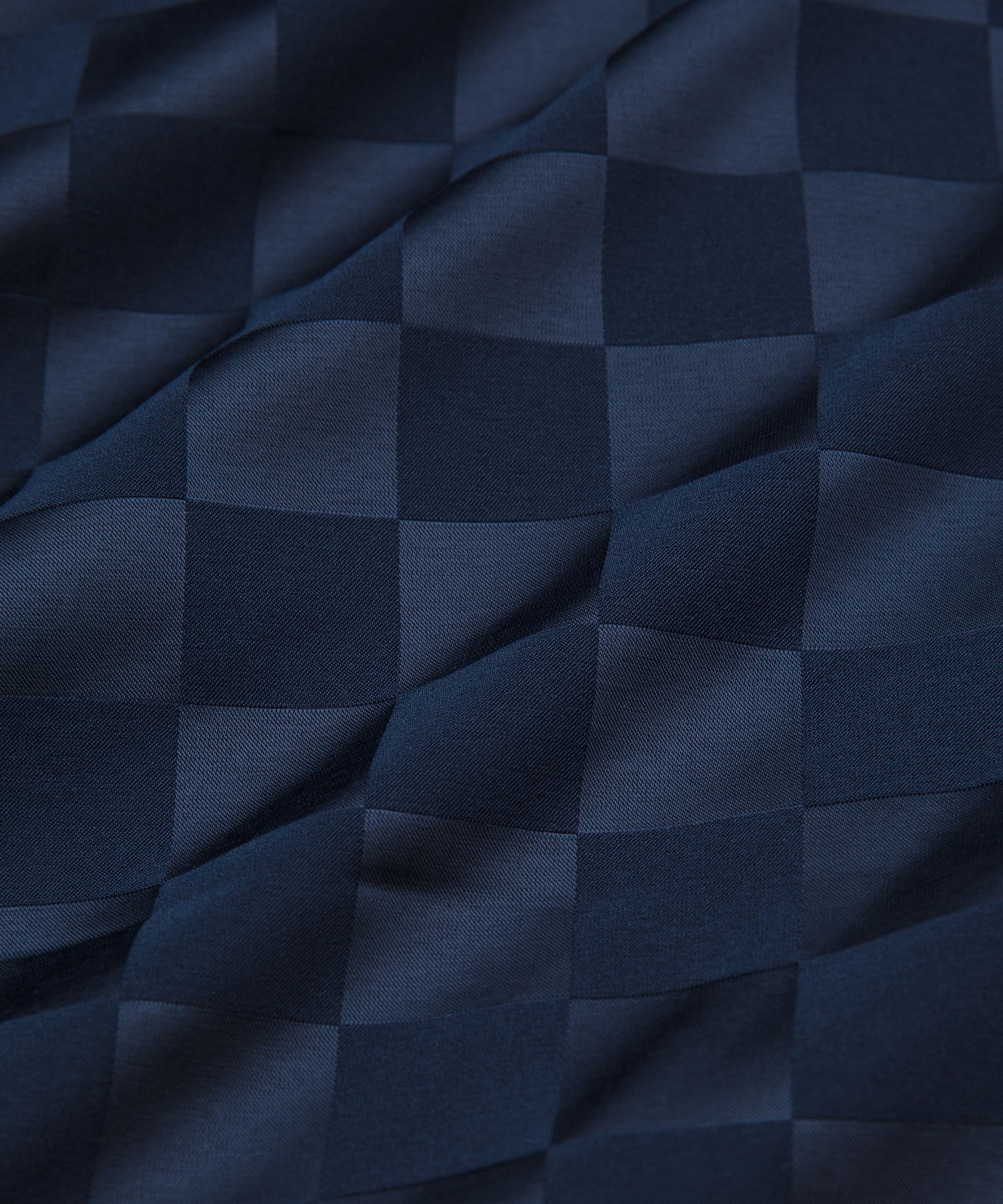 Checkerboard Satin Linerless Gym Short 7"