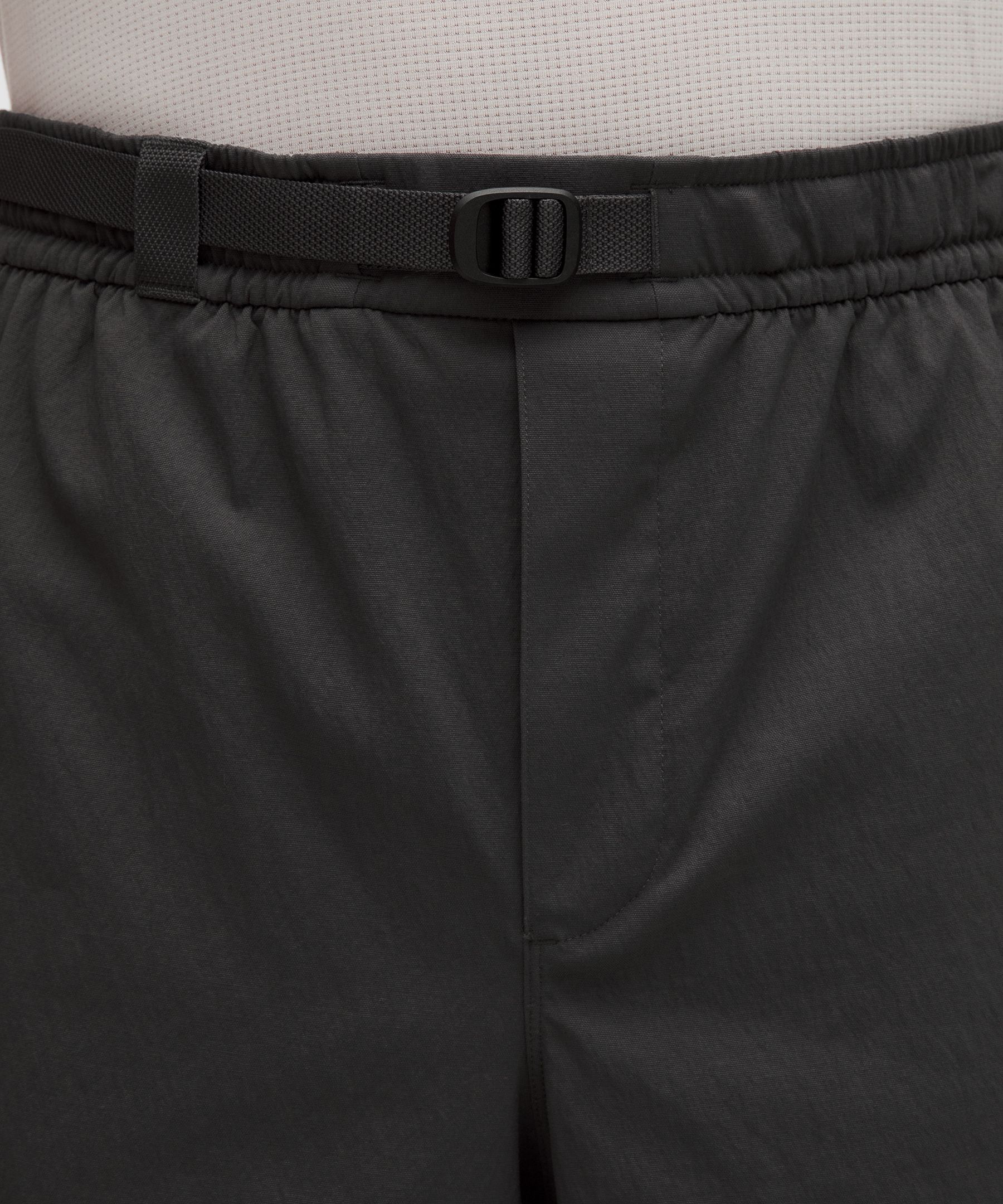 Short de randonn&eacute;e d&eacute;contract&eacute; avec protection UV 15 cm