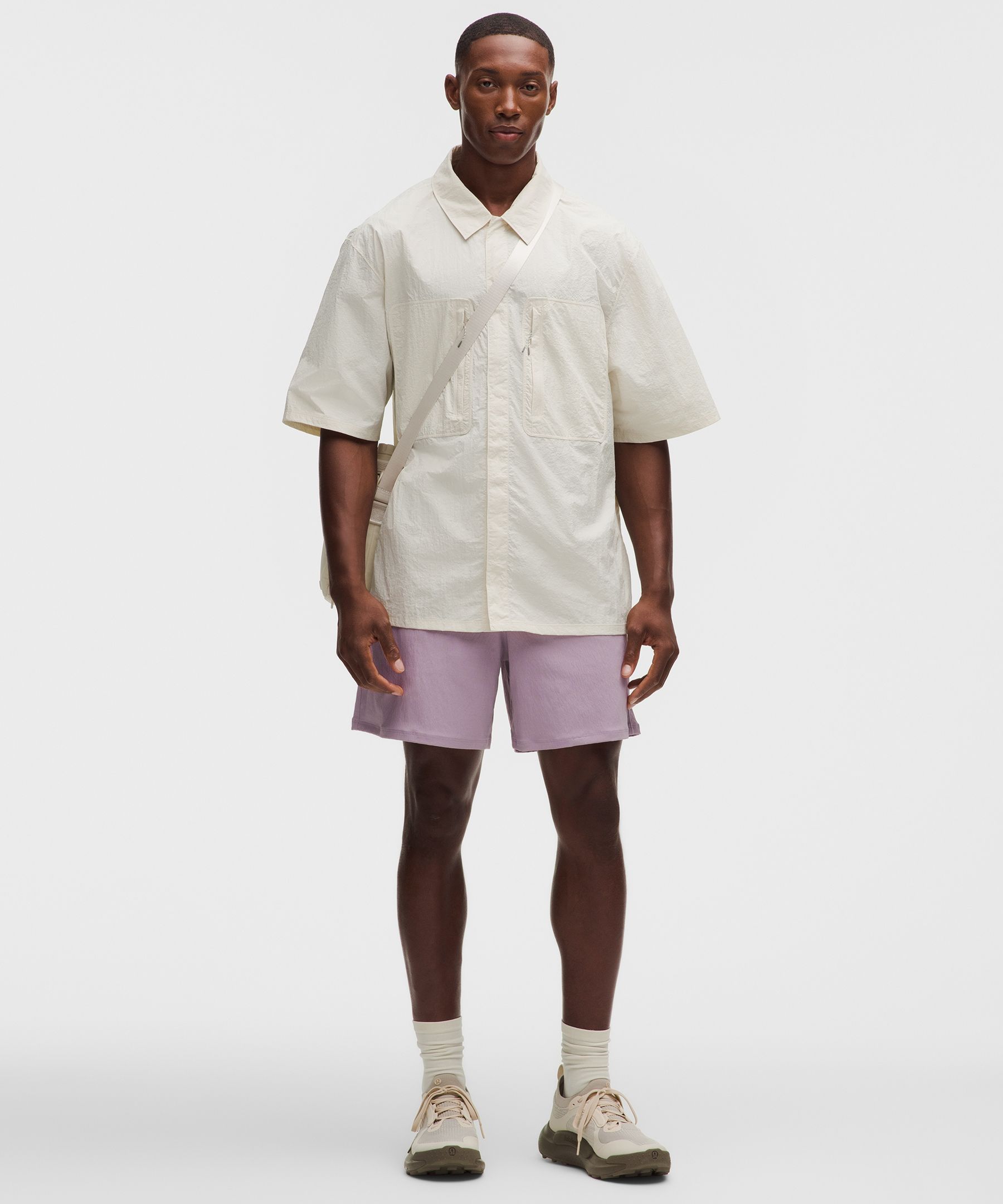 Short de randonn&eacute;e d&eacute;contract&eacute; avec protection UV 15 cm