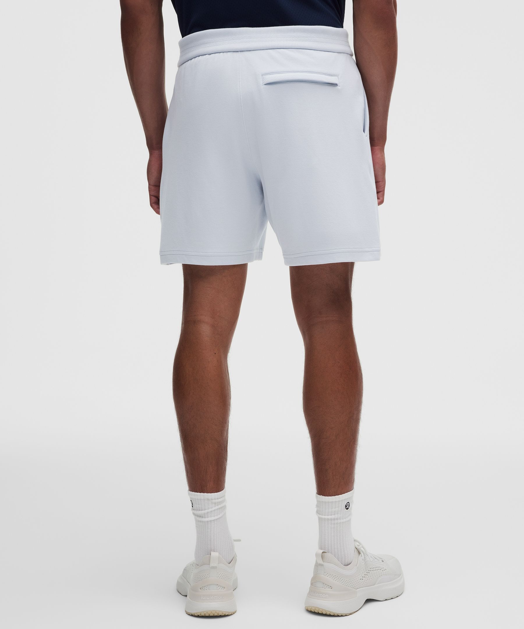 Pique Performer Relaxed Short 7"
