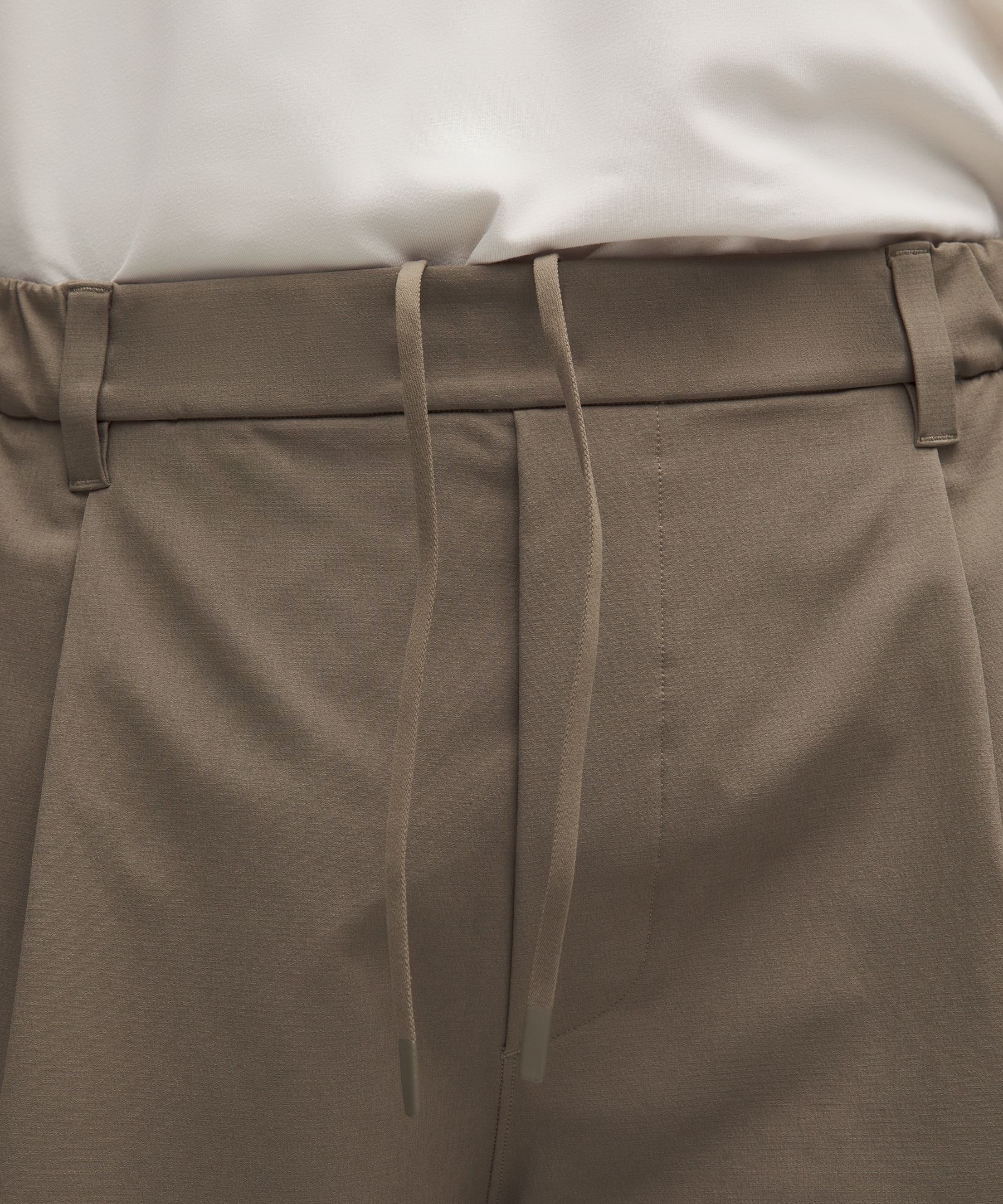 Stretch Swift Pull-On Pleated Short 9"