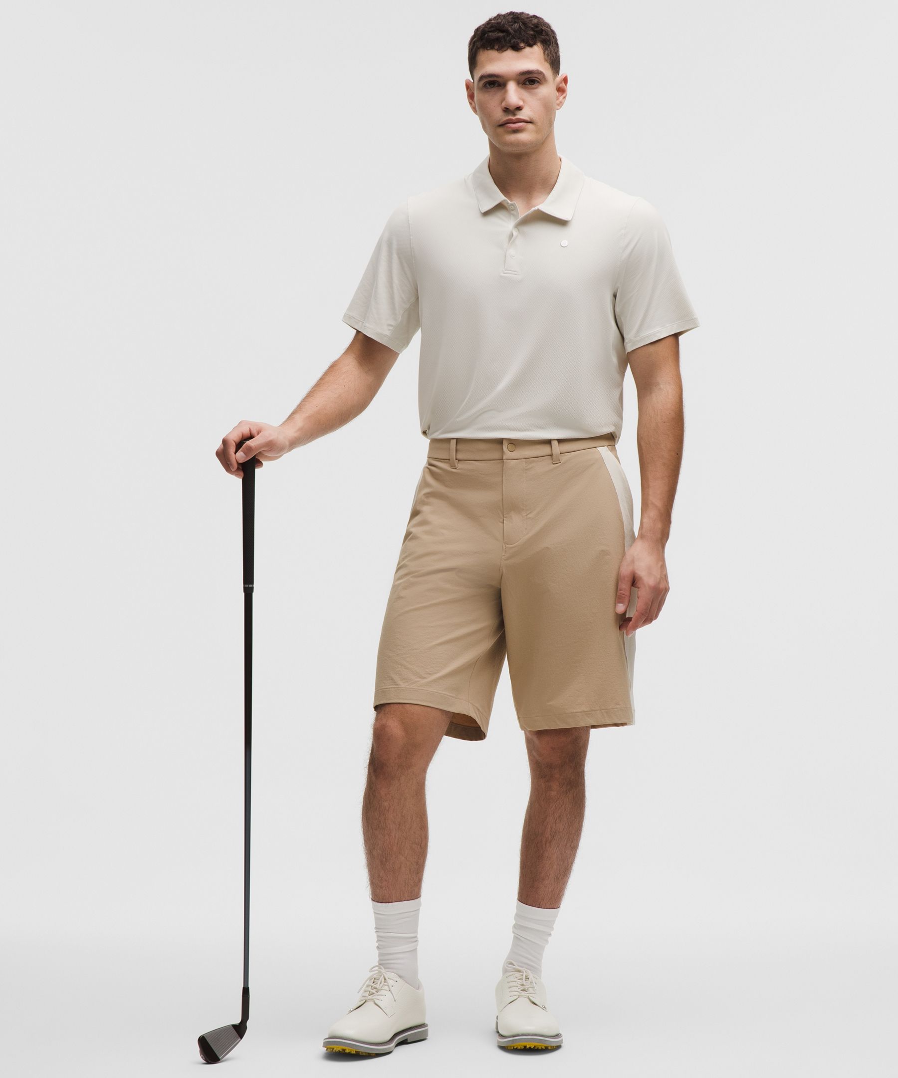 Water-Repellent Relaxed-Fit Short 7"