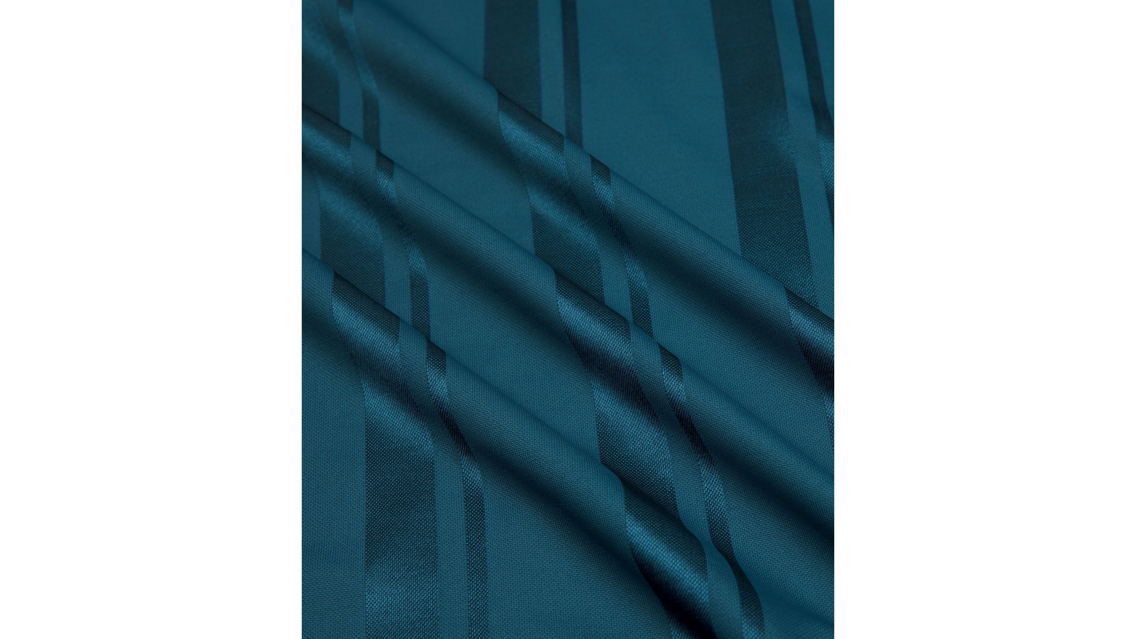 Knit Stripe Linerless Training Short 7"