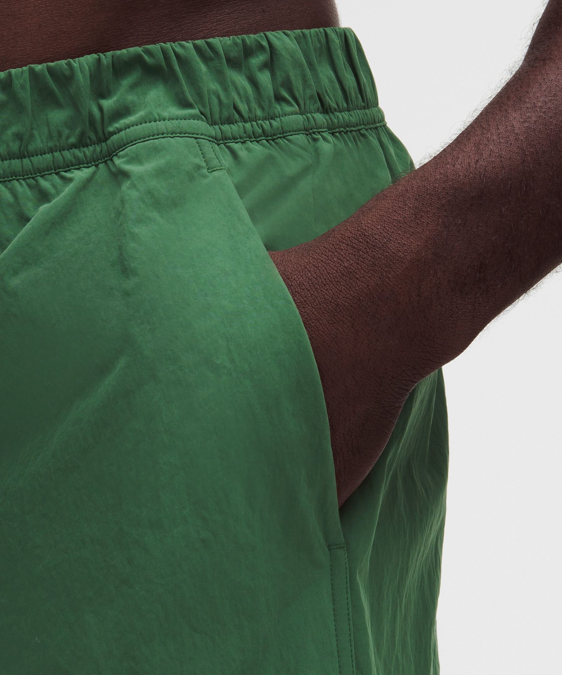 Beach to Trail Lined Short 5"