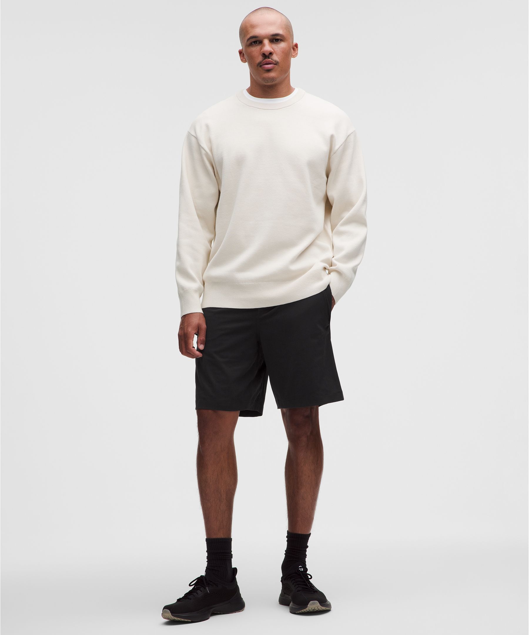 Unshaken Flight Short 9"