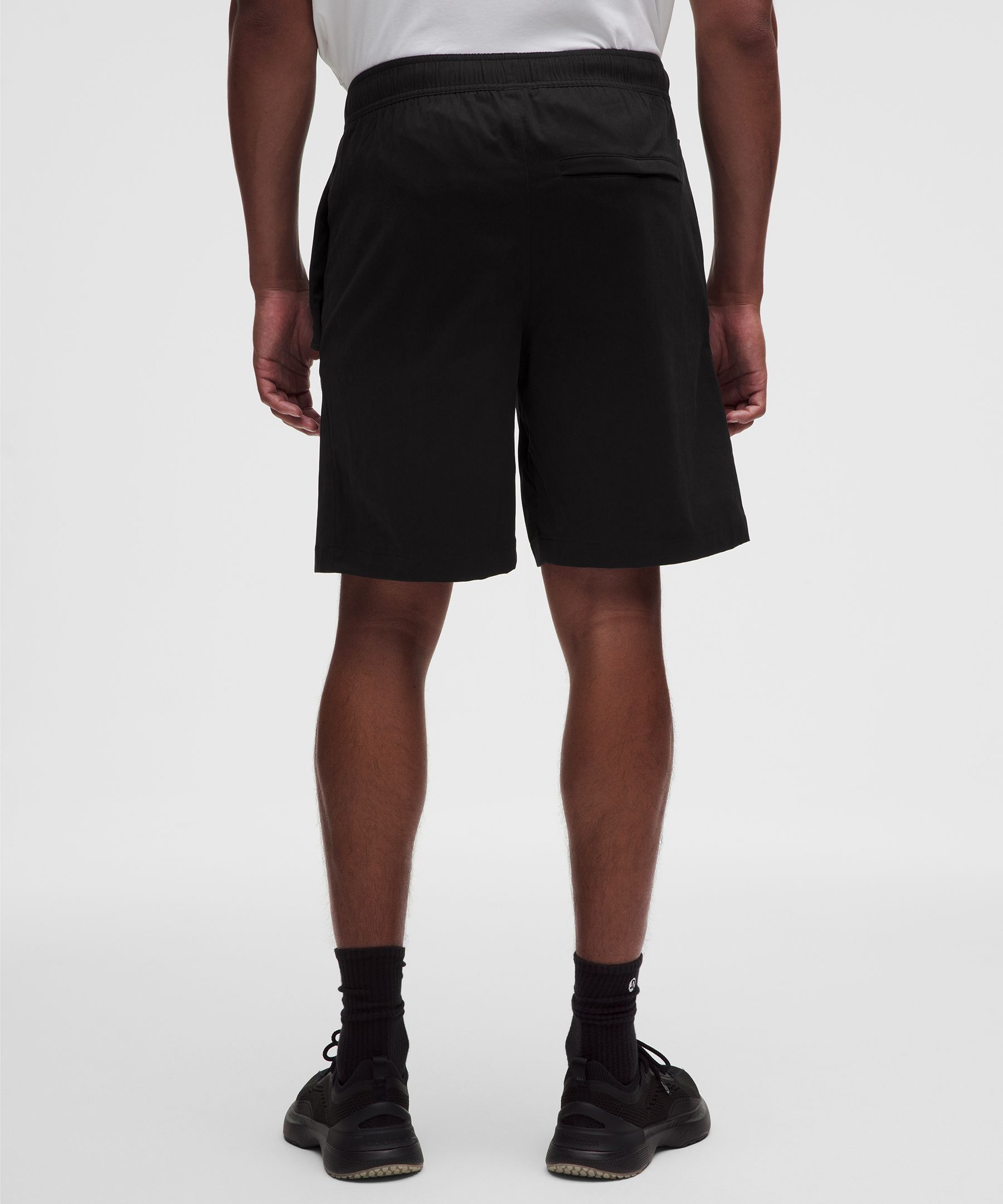 Unshaken Flight Short 9"