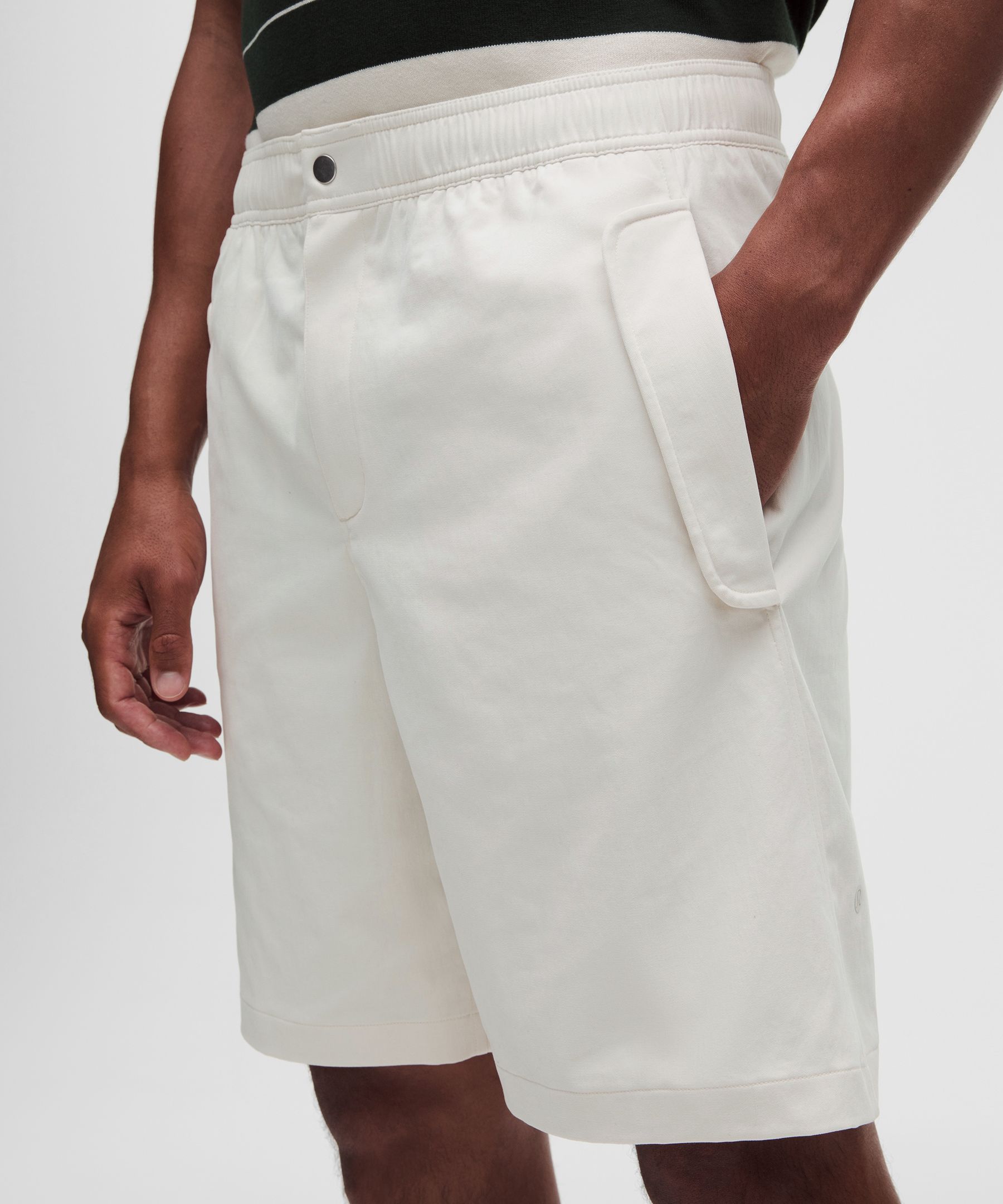 Unshaken Flight Short 9"