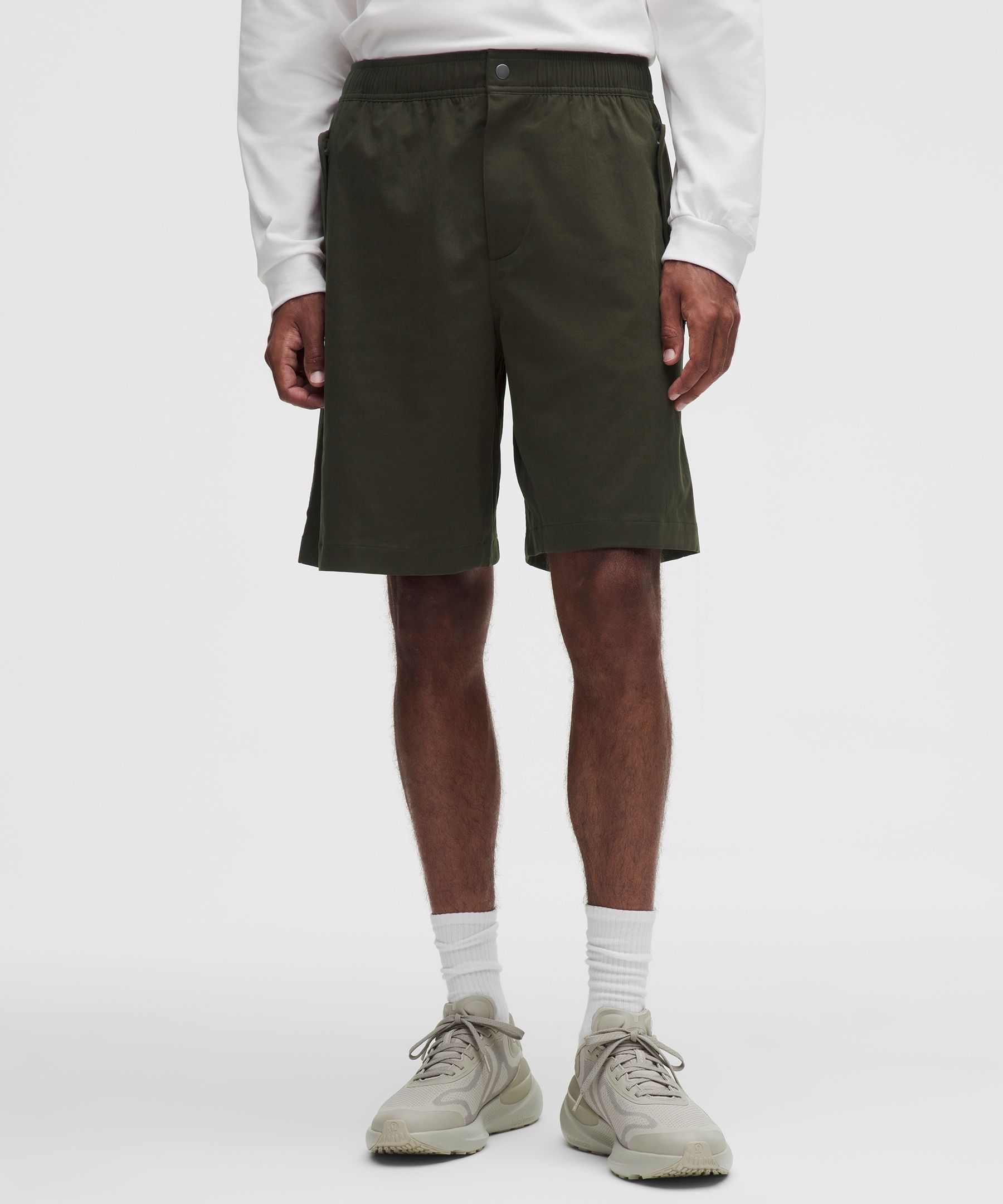 Unshaken Flight Short 9"