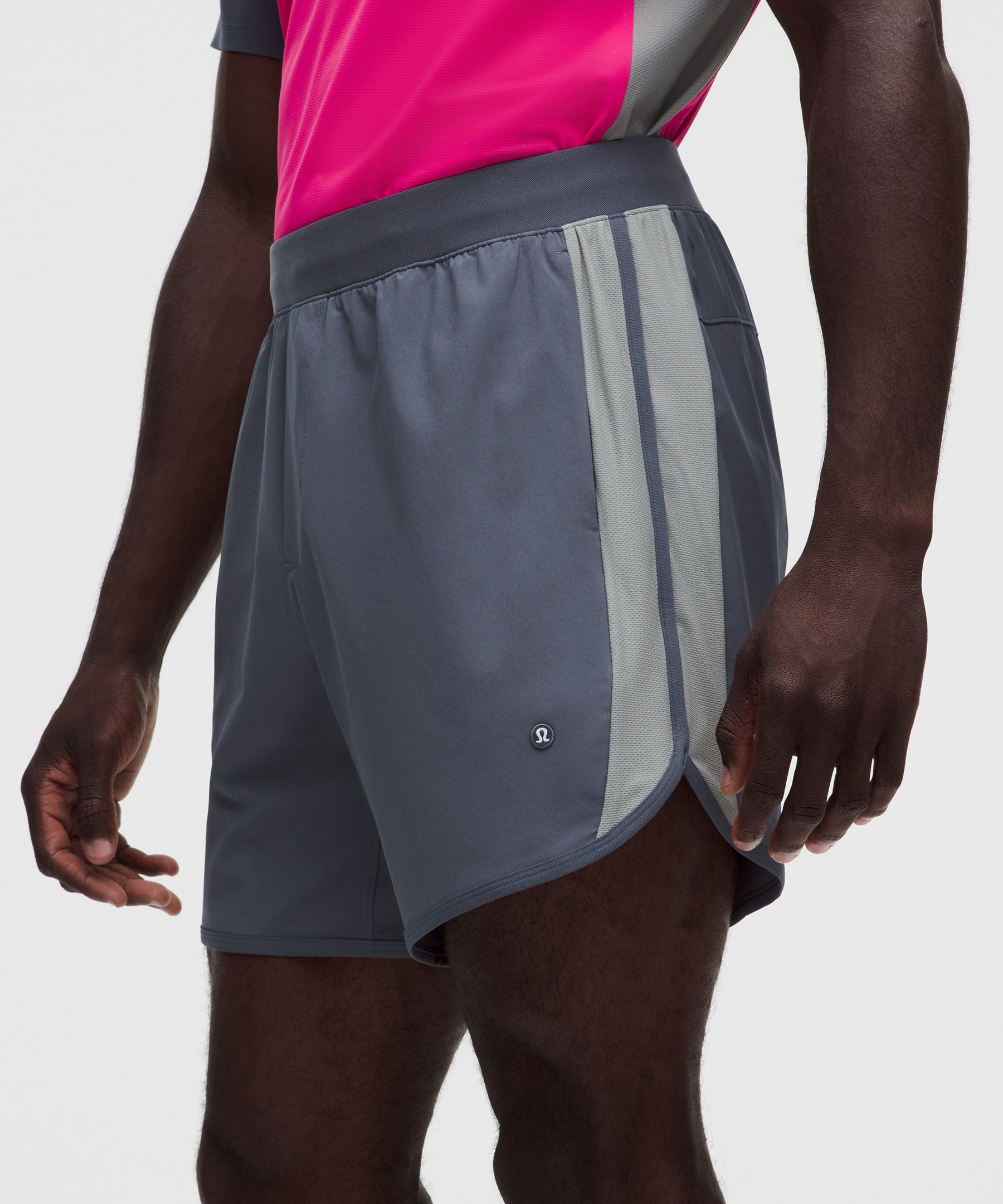 Lightweight Mesh-Pannelled Tennis Short 7"