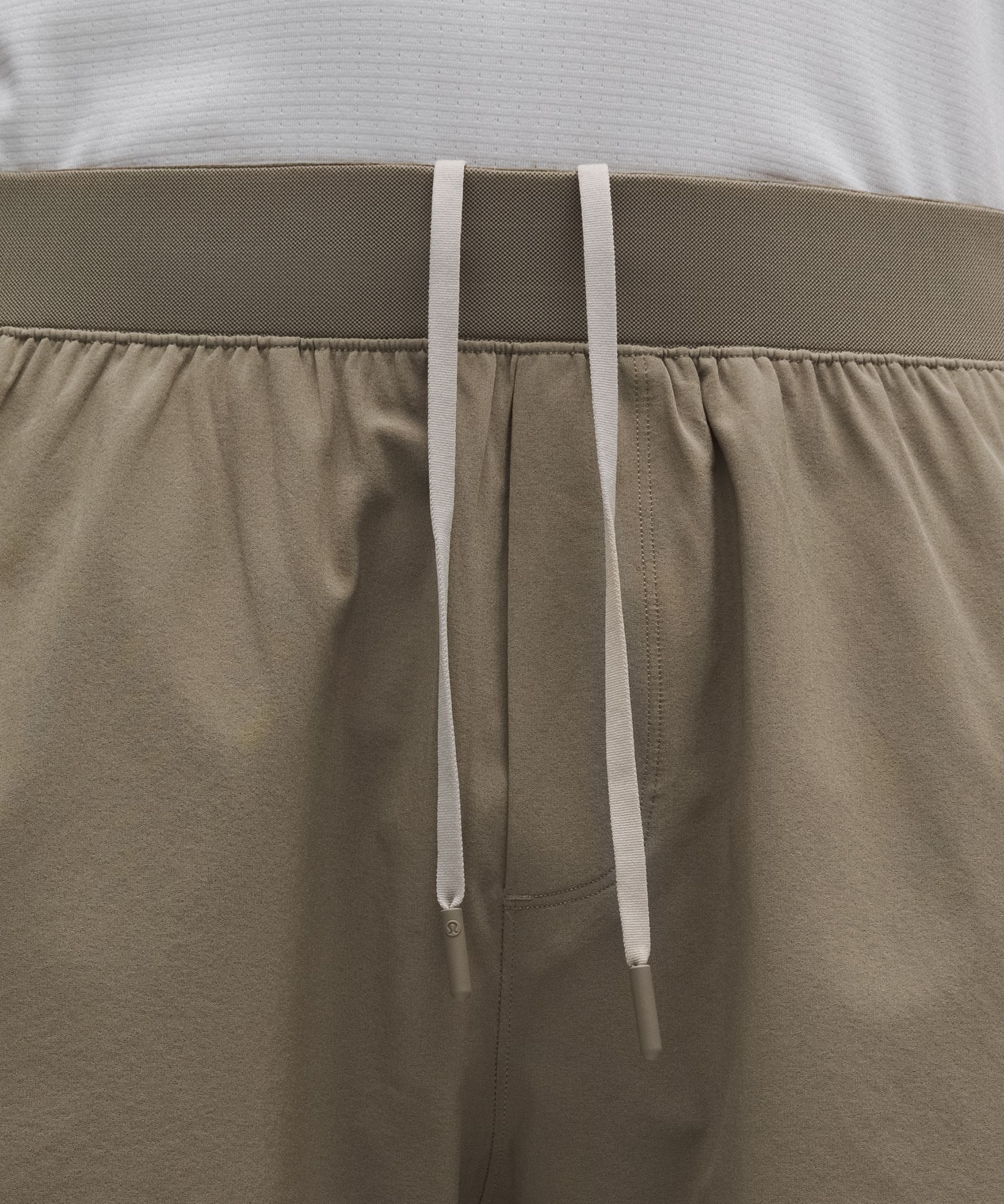軽量メッシュパネル テニスショーツ 股下7インチ