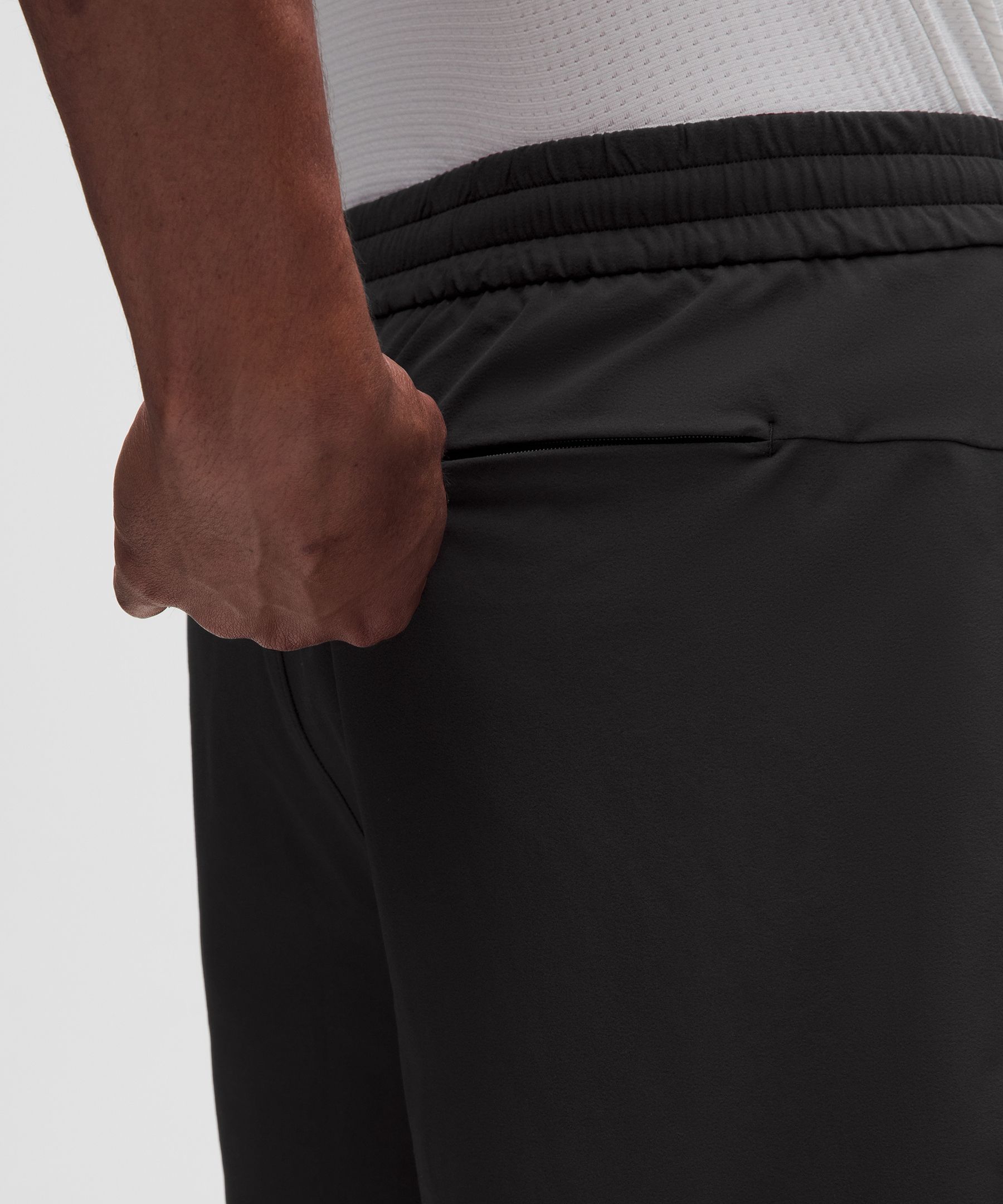 7-Pocket Cargo Short 10"