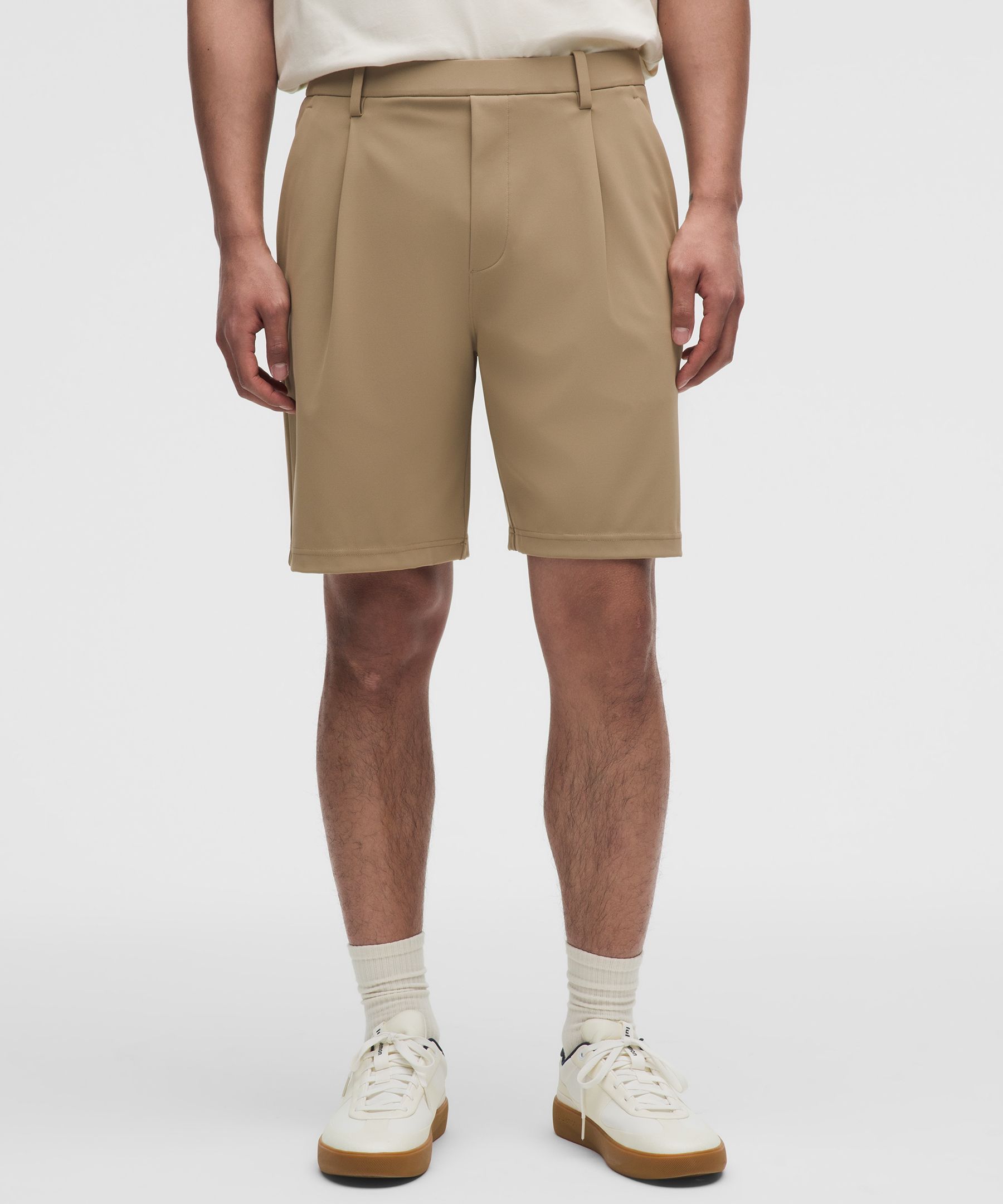Men's Daydrift Relaxed-Fit Pleated Short 8"