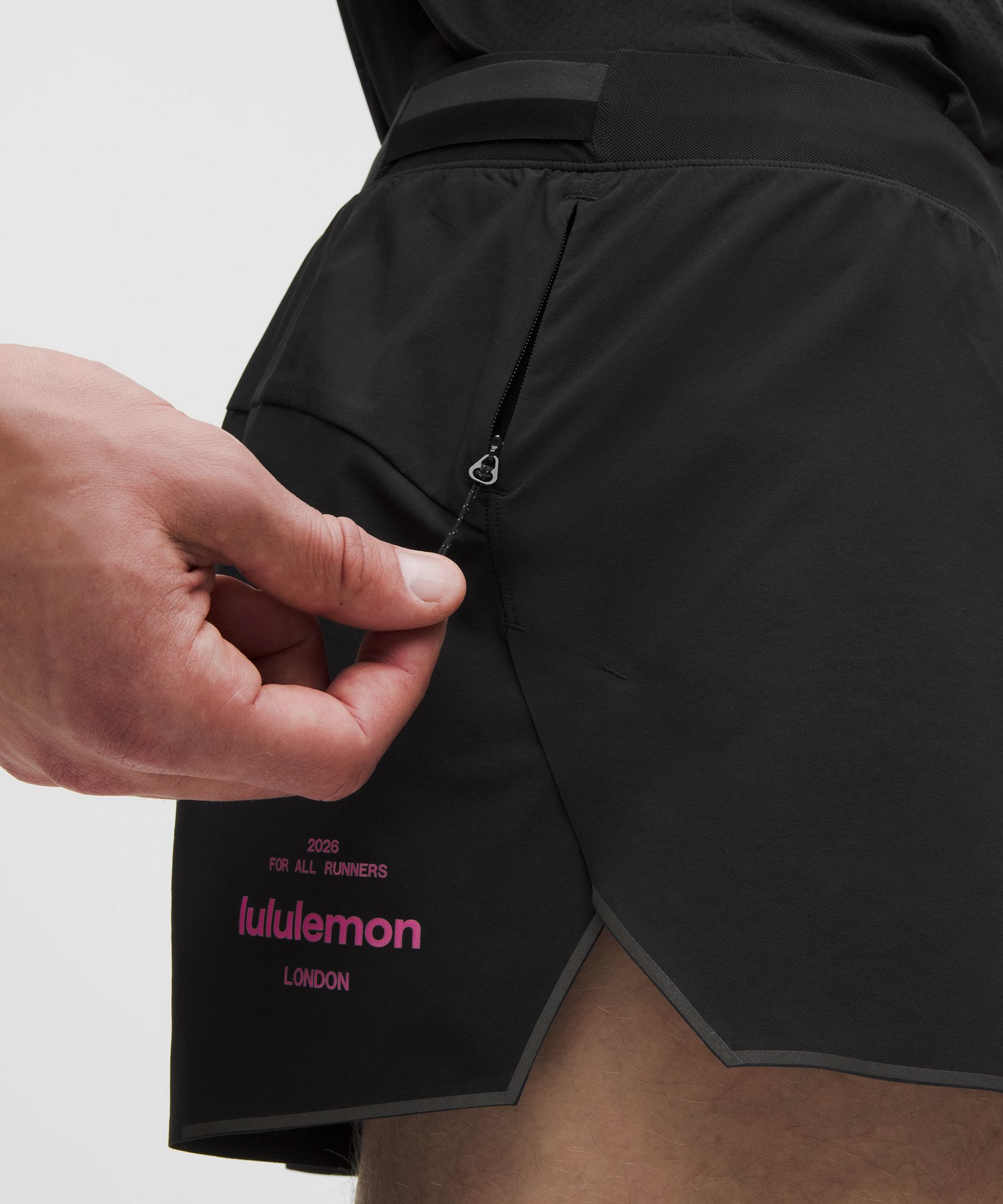 Fast and Free Unisex Split Short 3" *London '26