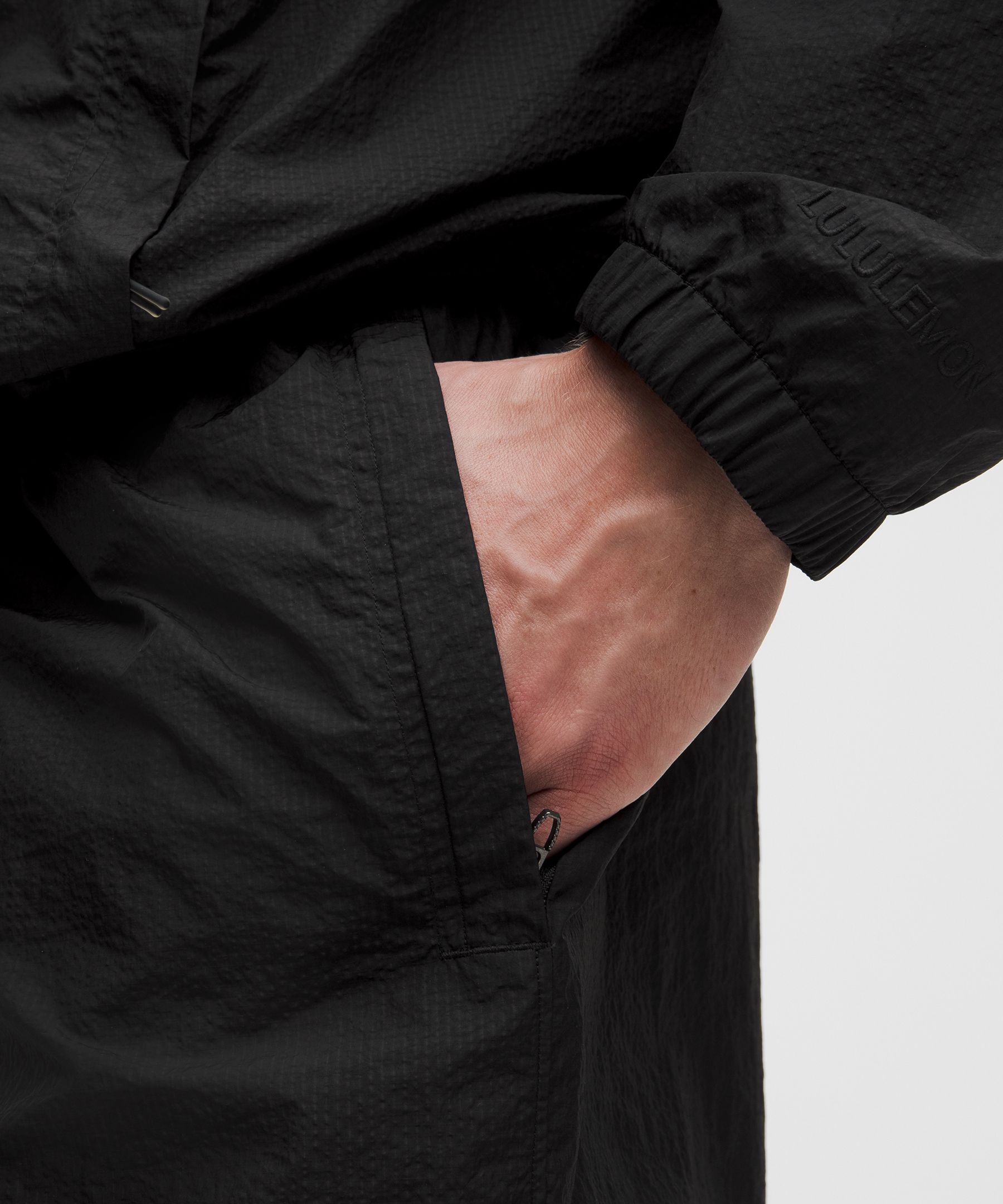 UV-Protective Hiking Short 6"