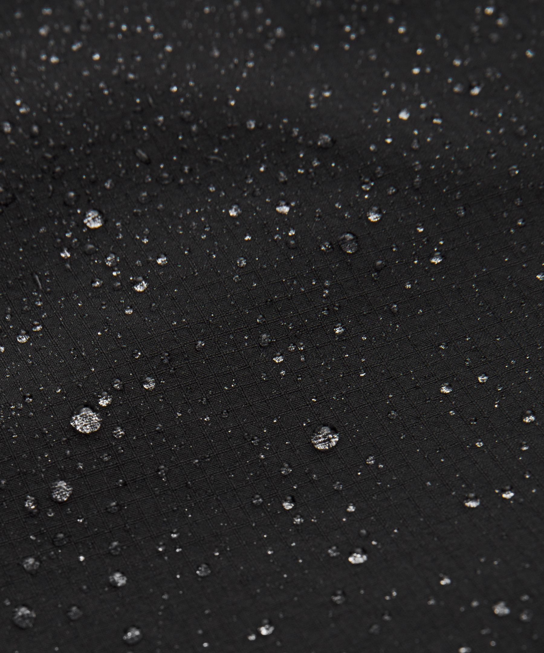 Zero Tucks Relaxed-Fit Short 8"