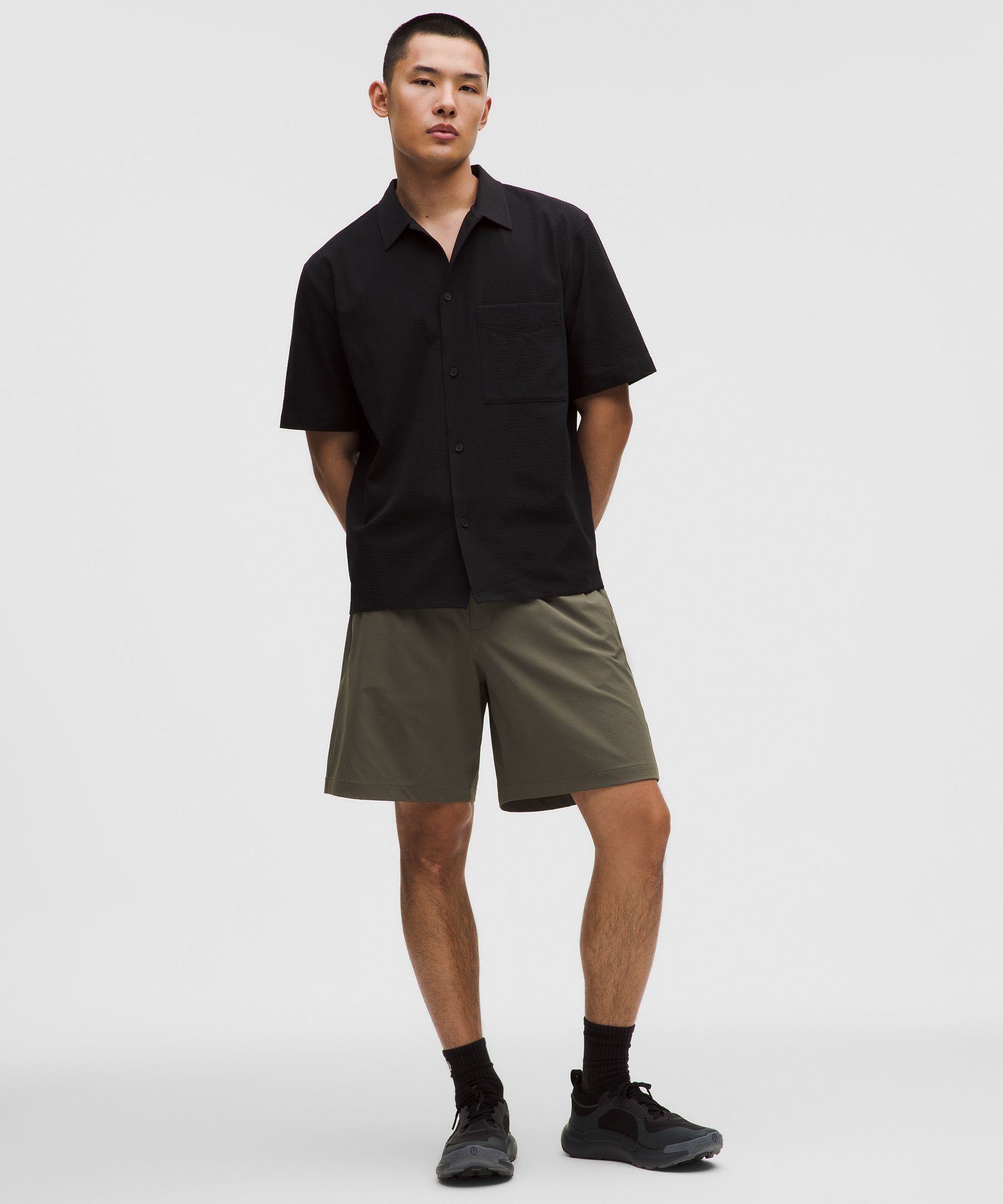 Zero Tucks Relaxed-Fit Short 8"