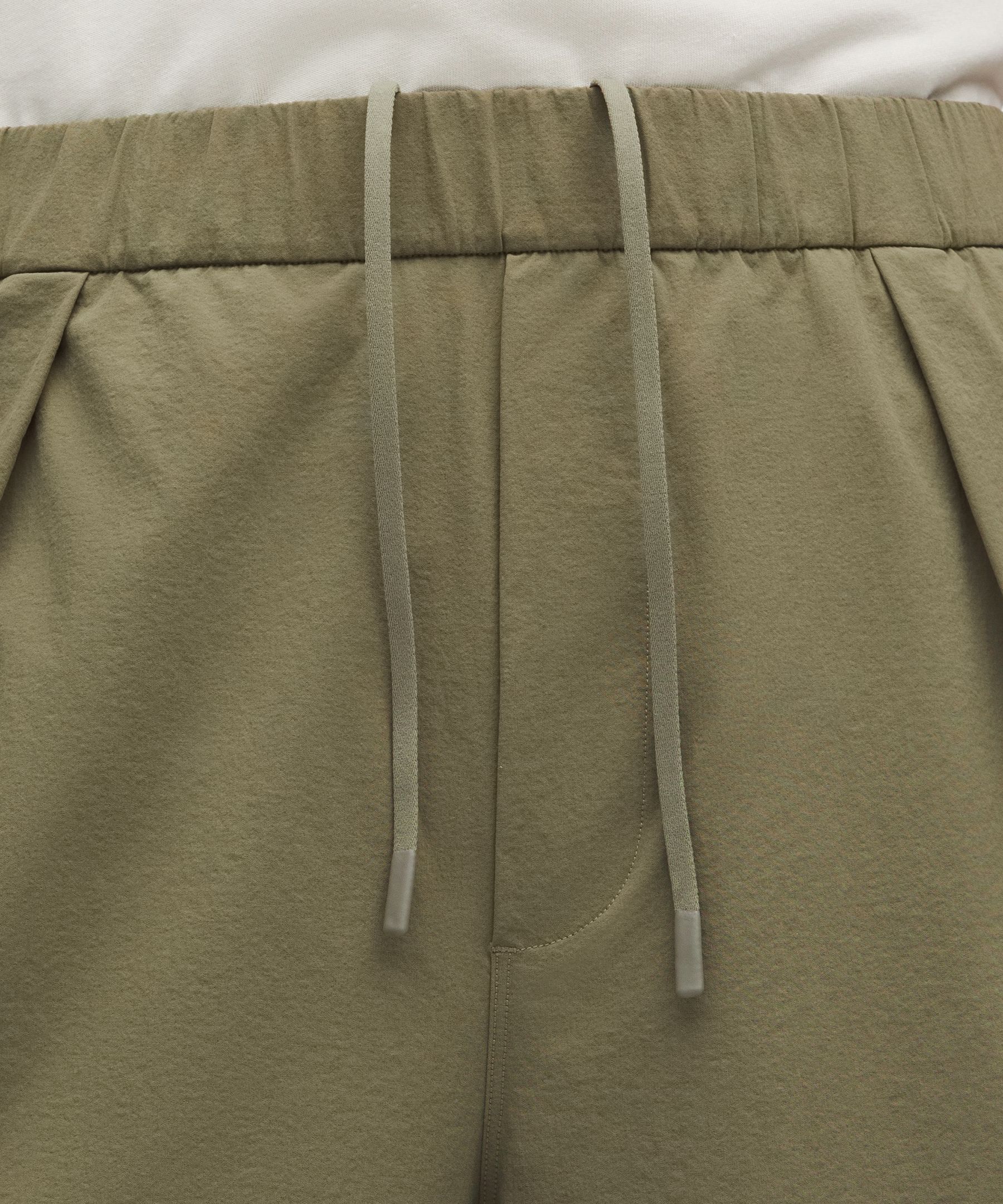 Stretch-Woven Knee-Length Short 14"
